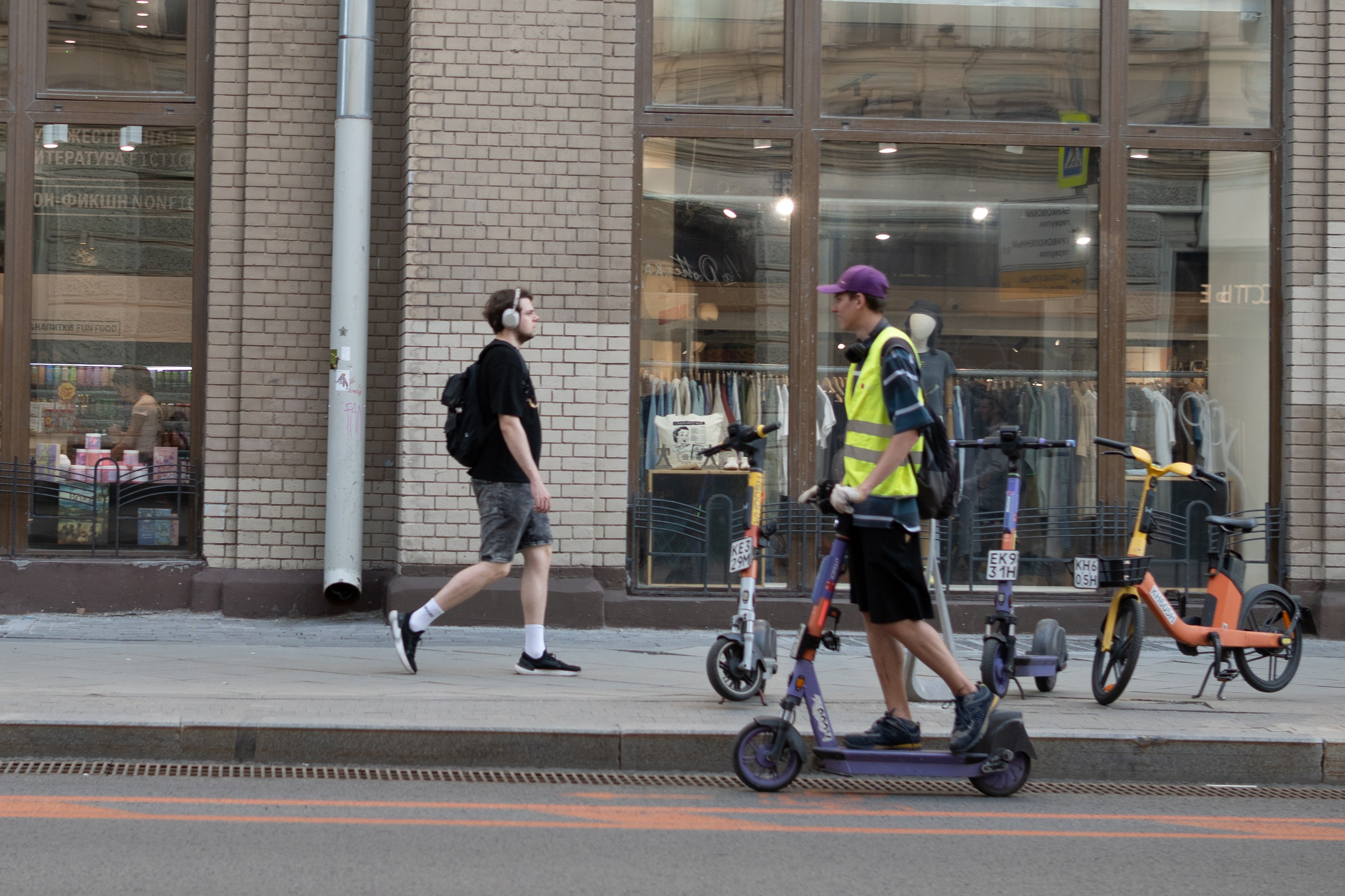 Фотосерия «180 дней лета»: визуальное летнее путешествие сквозь 180 дней — атмосфера сезона, смена настроений и света, эмоциональные состояния и летняя визуальная поэзия. Фотограф: Ожерельев Лев