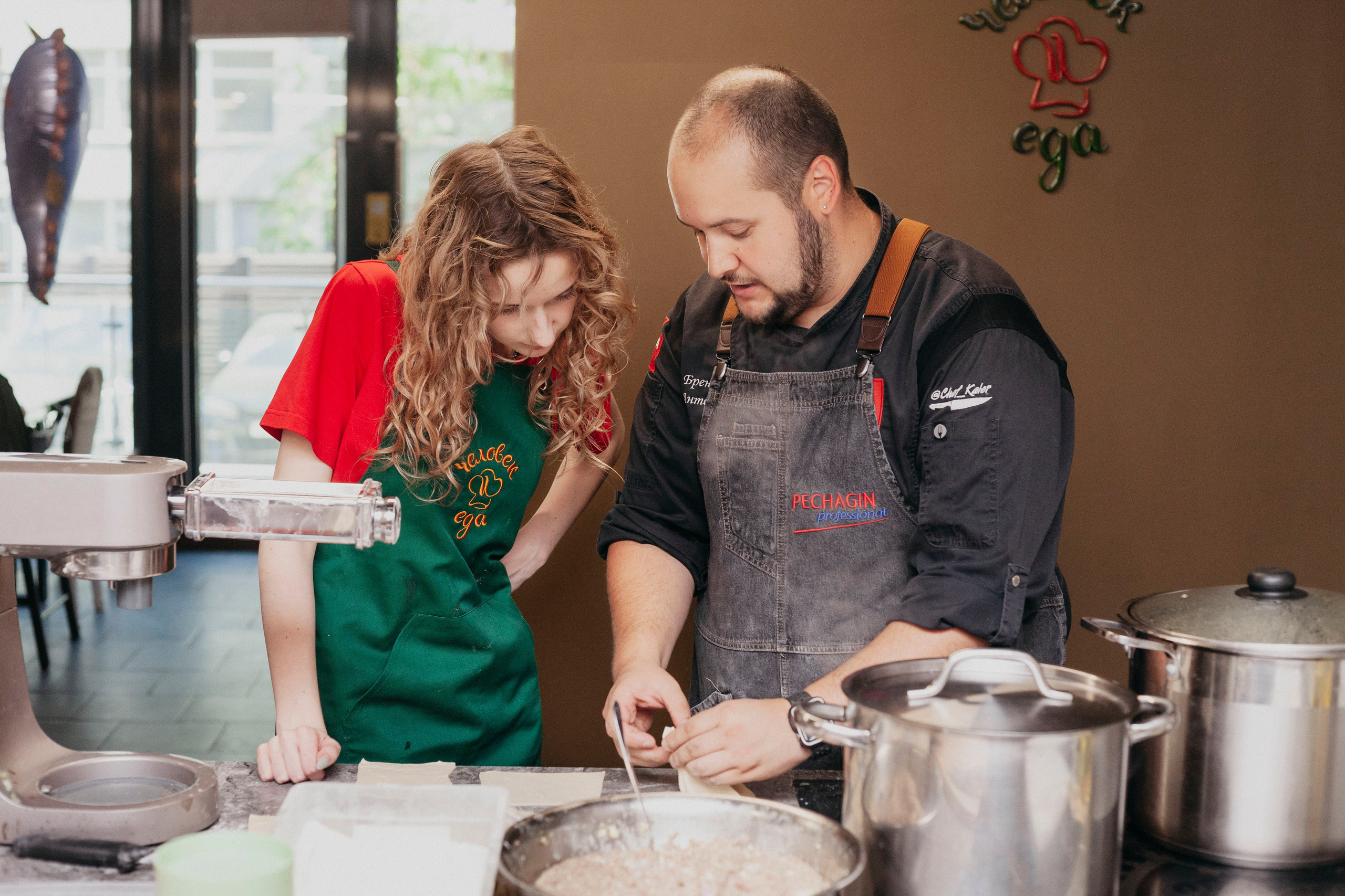 Кулинарный МК студии «ЧЕЛОВЕК И ЕДА». Stanislav Baryshev — People. Emotions. Atmosphere