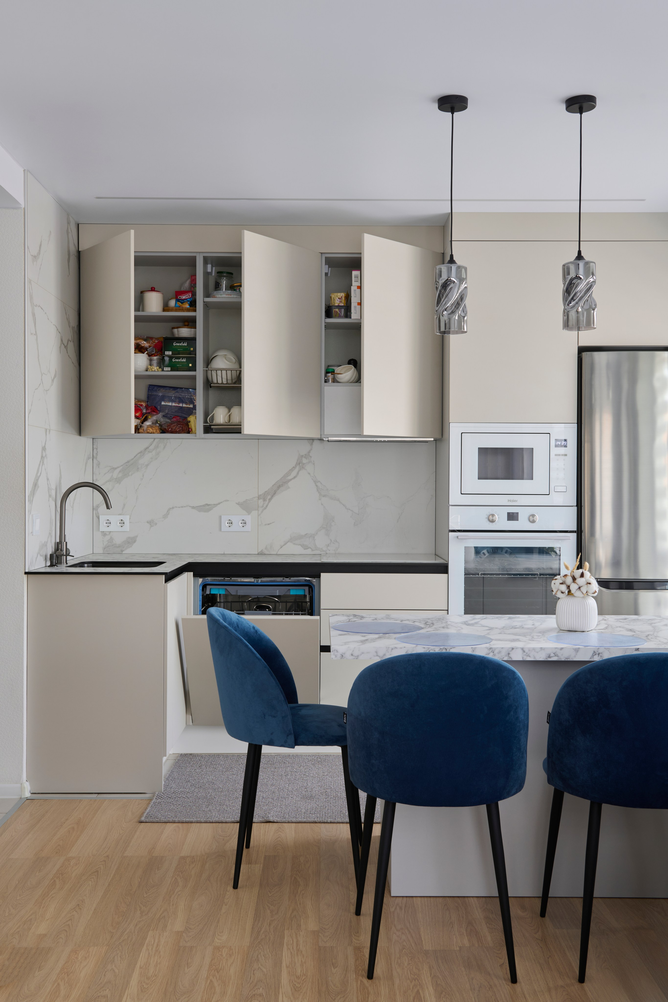 Интерьерная съёмка мебели и дверей: дерево, фурнитура, встроенные системы. Роман Свободный — интерьерная и архитектурная съёмка, Москва и МО