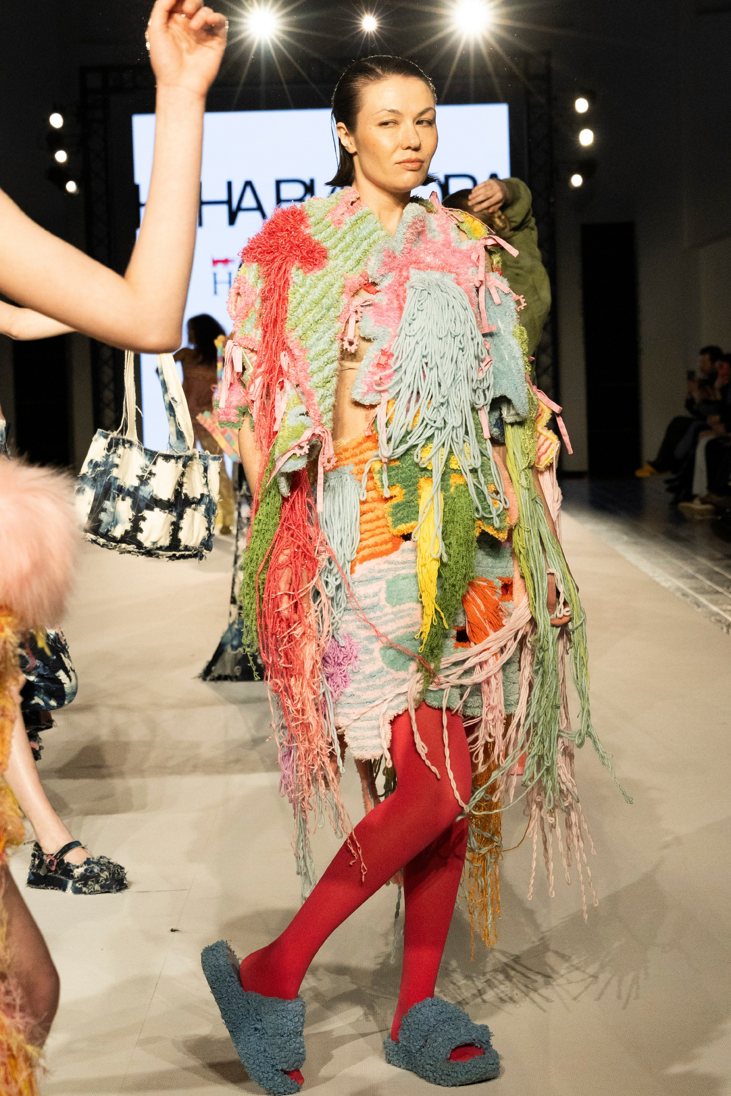 ДЛТ Собака.ru показ победителей конкурса «Новые имена в моде 2025». FOTOFAQ SKOOL г. Санкт-Петербург: очные, дистанционные и онлайн курсы фотографии