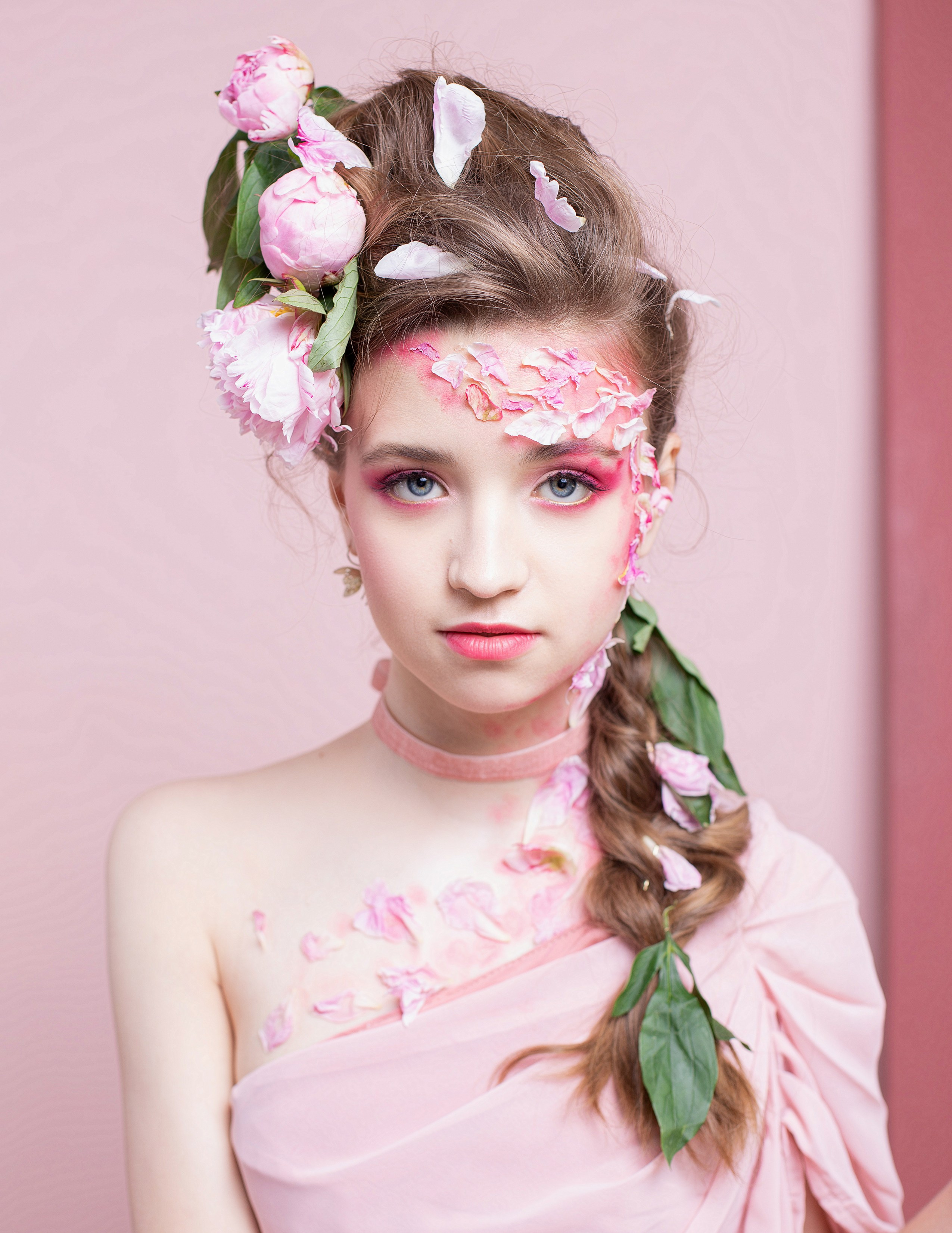 Фотосессия с цветами. Необычные портретные фотосессии под ключ в Москве