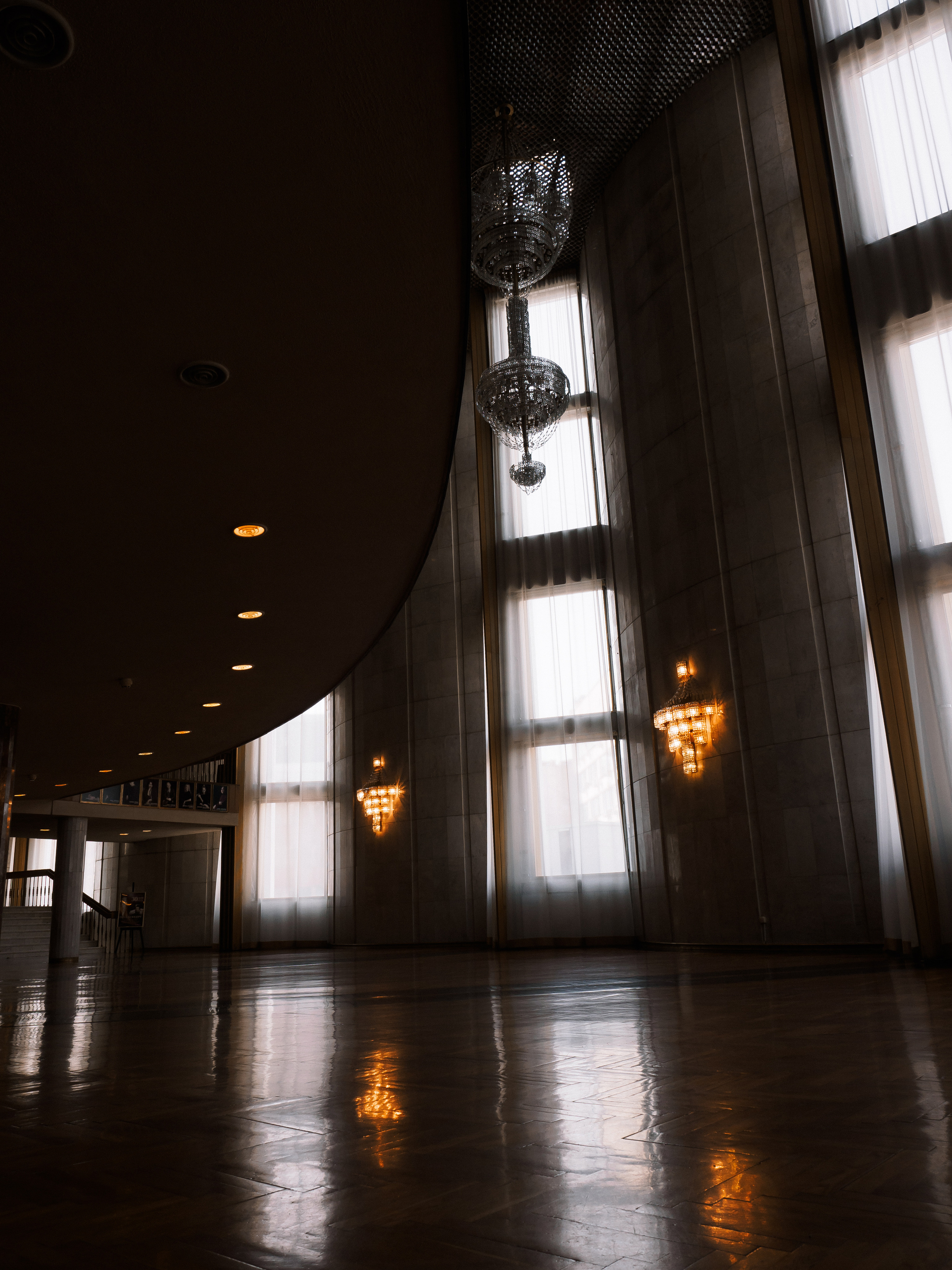 Экскурсия по Театру Драмы. Wedding and family photographer USA