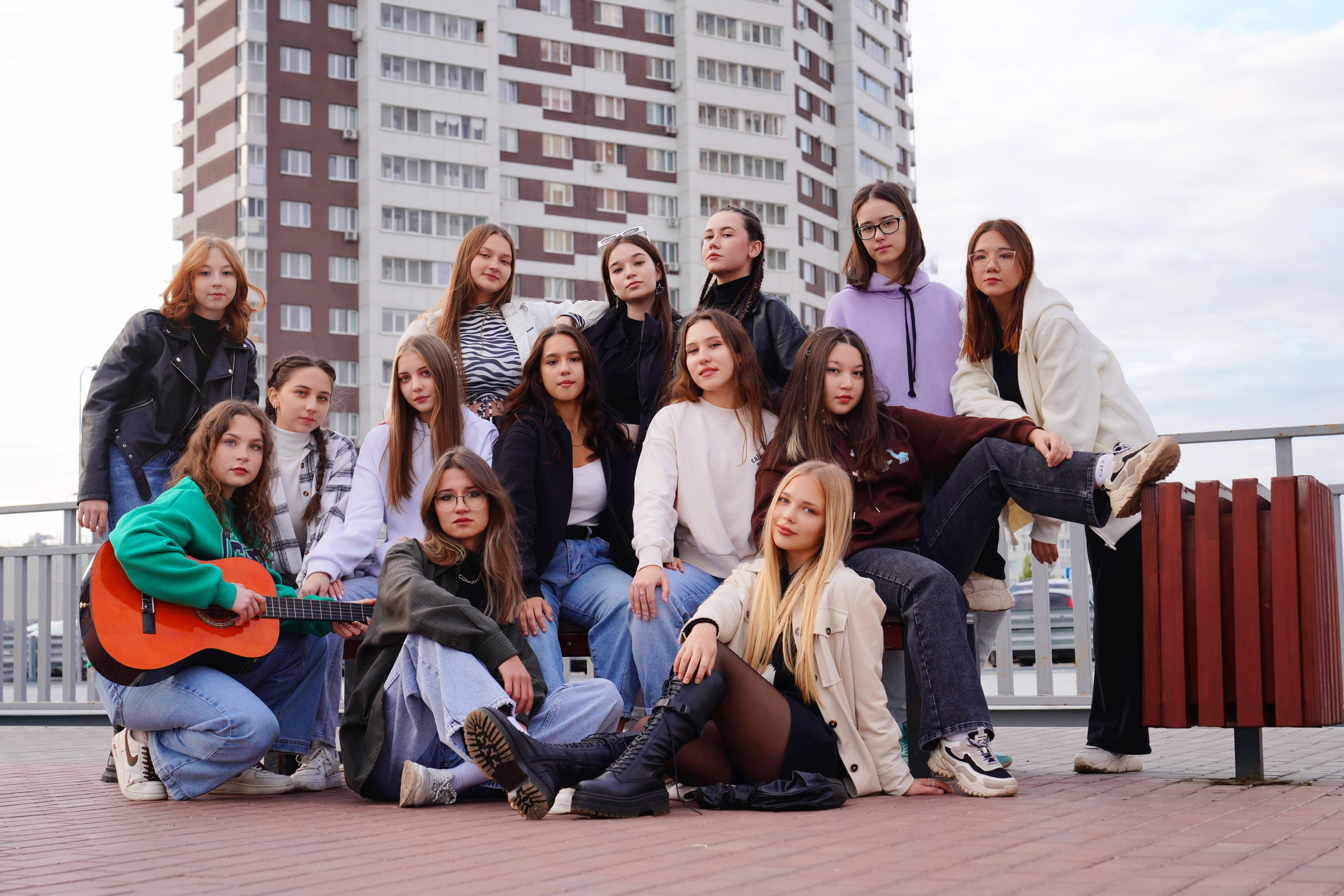 STREET STYLE 9,11 класс. Современные выпускные альбомы. Мы делаем не просто альбомы, а стильные фотокниги