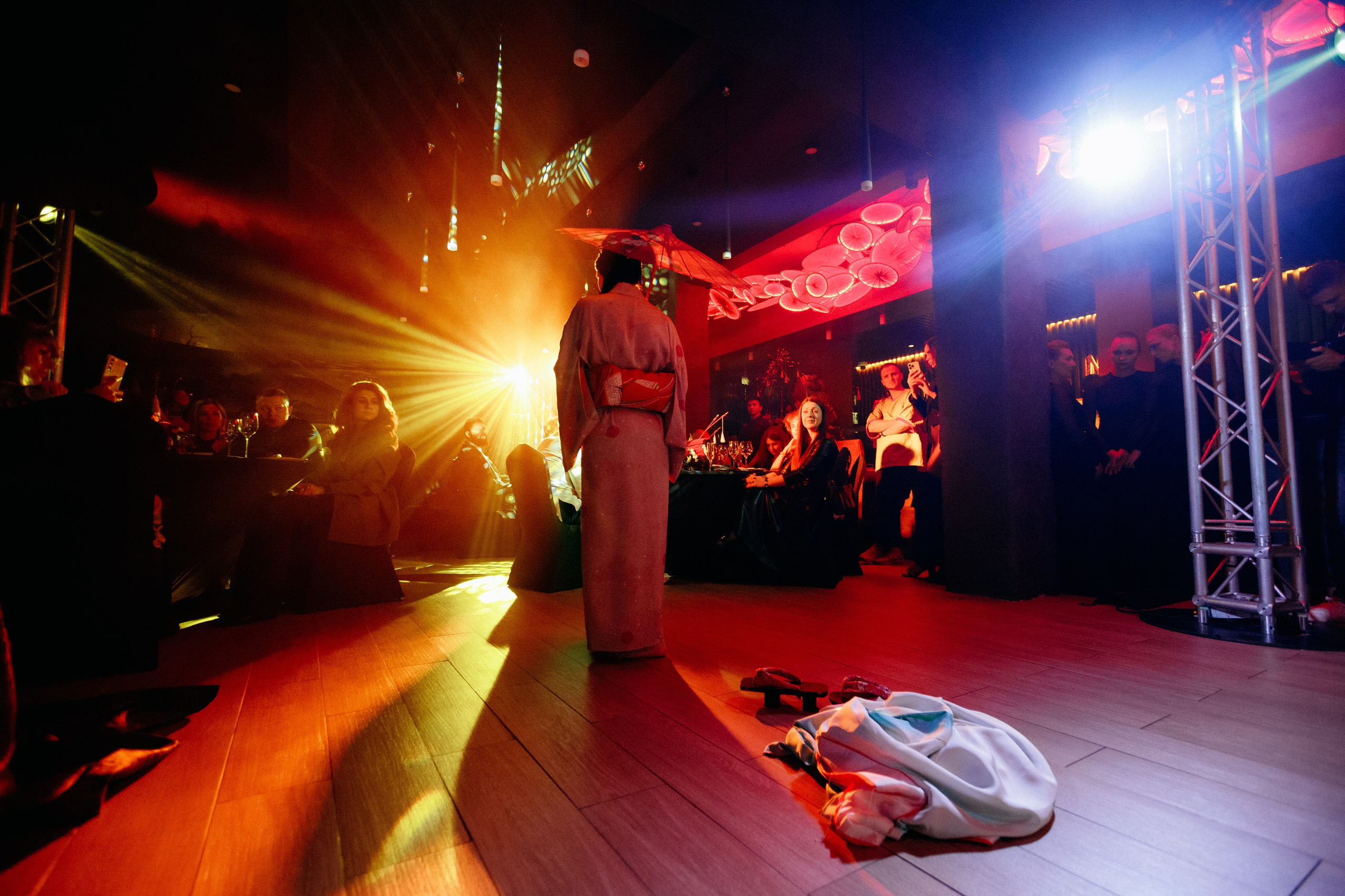 HANAMI — МЕМУАРЫ ГЕЙШИ. СВОИ. ФОТООТЧЕТЫ-СОБЫТИЯ-МЕСТА