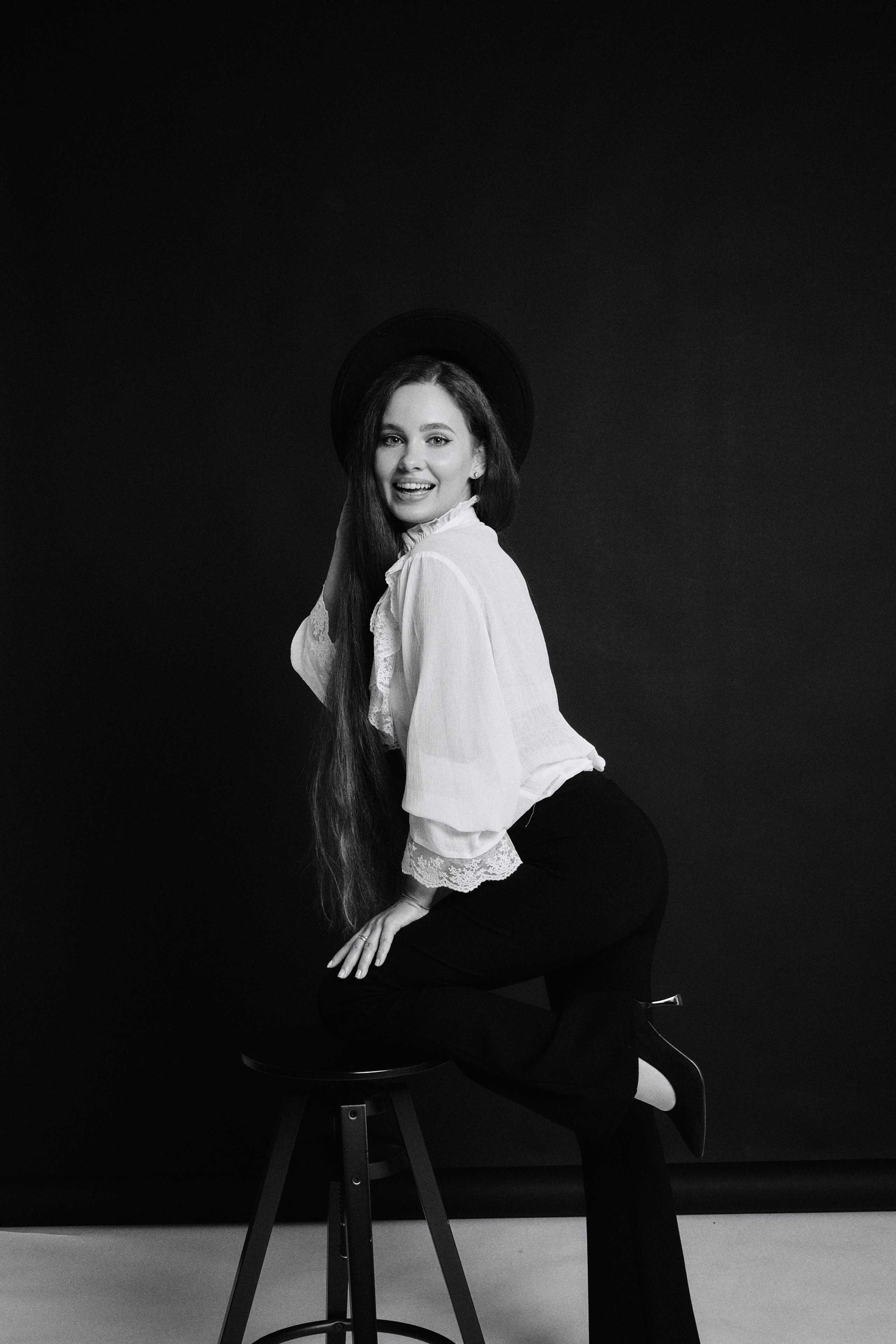 Фотостудия автопортрета Бенуа — Профессиональные фото без фотографа в СПб
