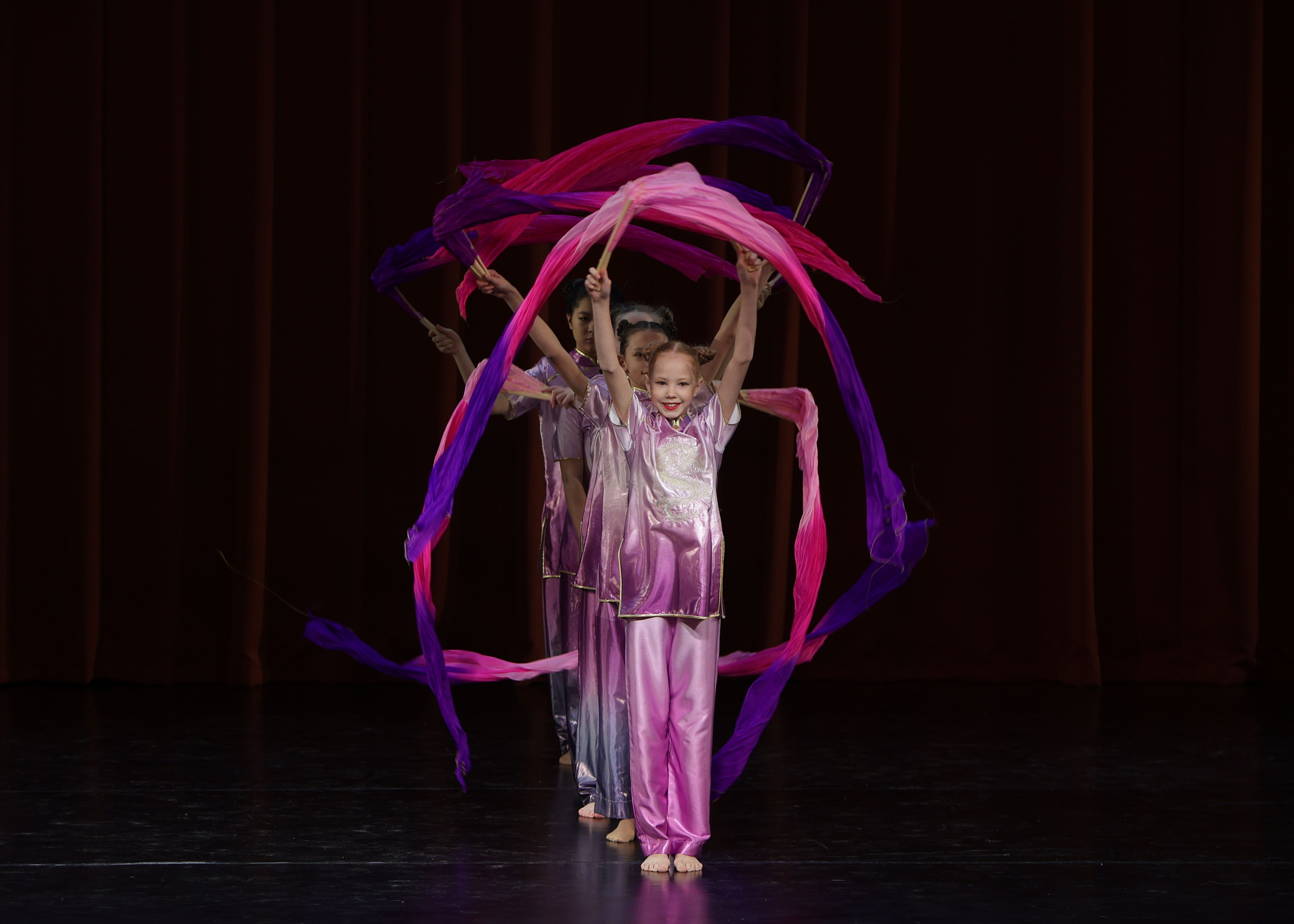 Фестиваль хореографического искусства «КУБОК ЛЕГЕНДЫ — 2025». Выпускные альбомы и школьный фотограф в Подольске, Троицке, Щербинке, Москве и Московской области