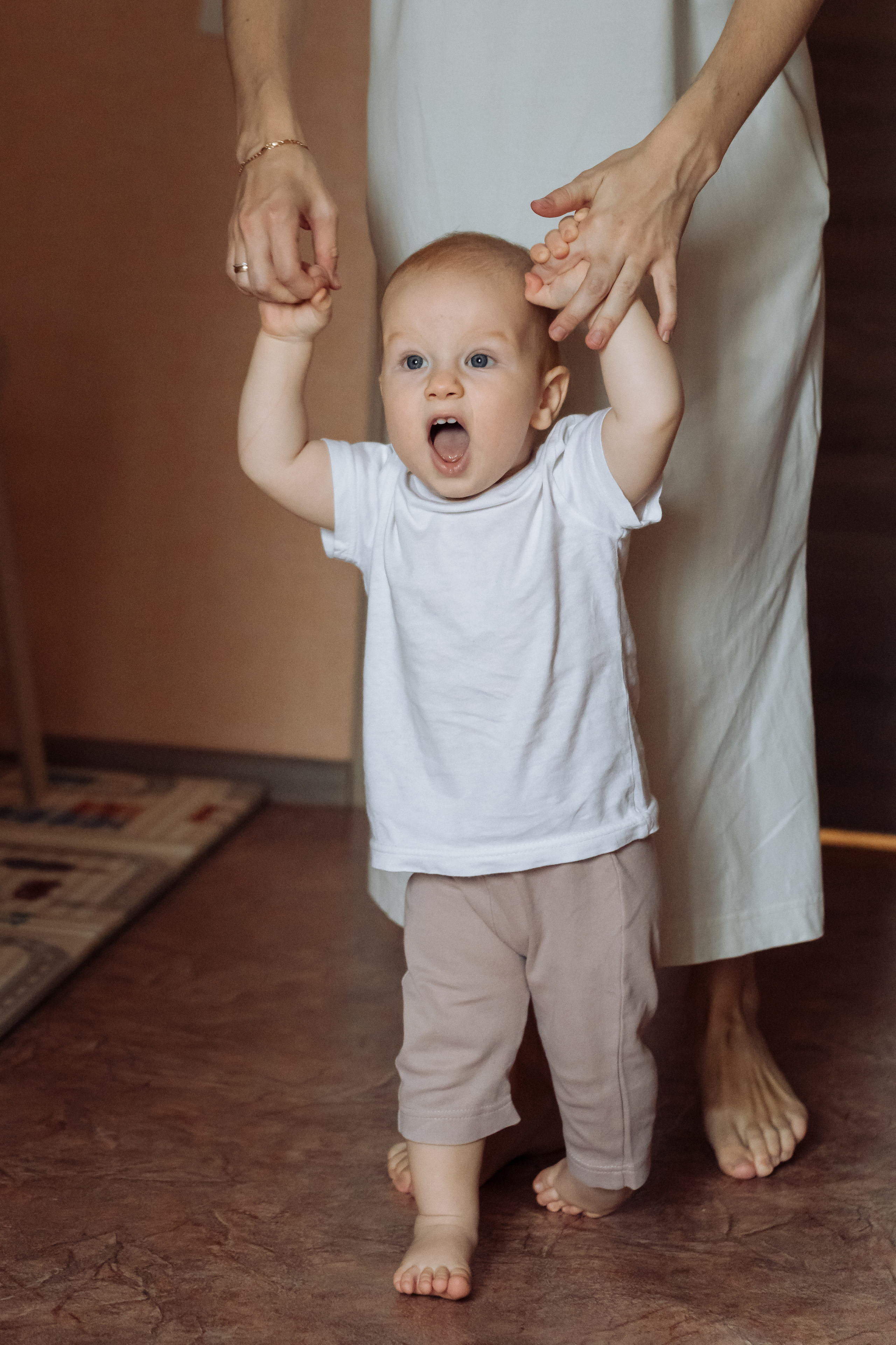 Первые шаги малыша