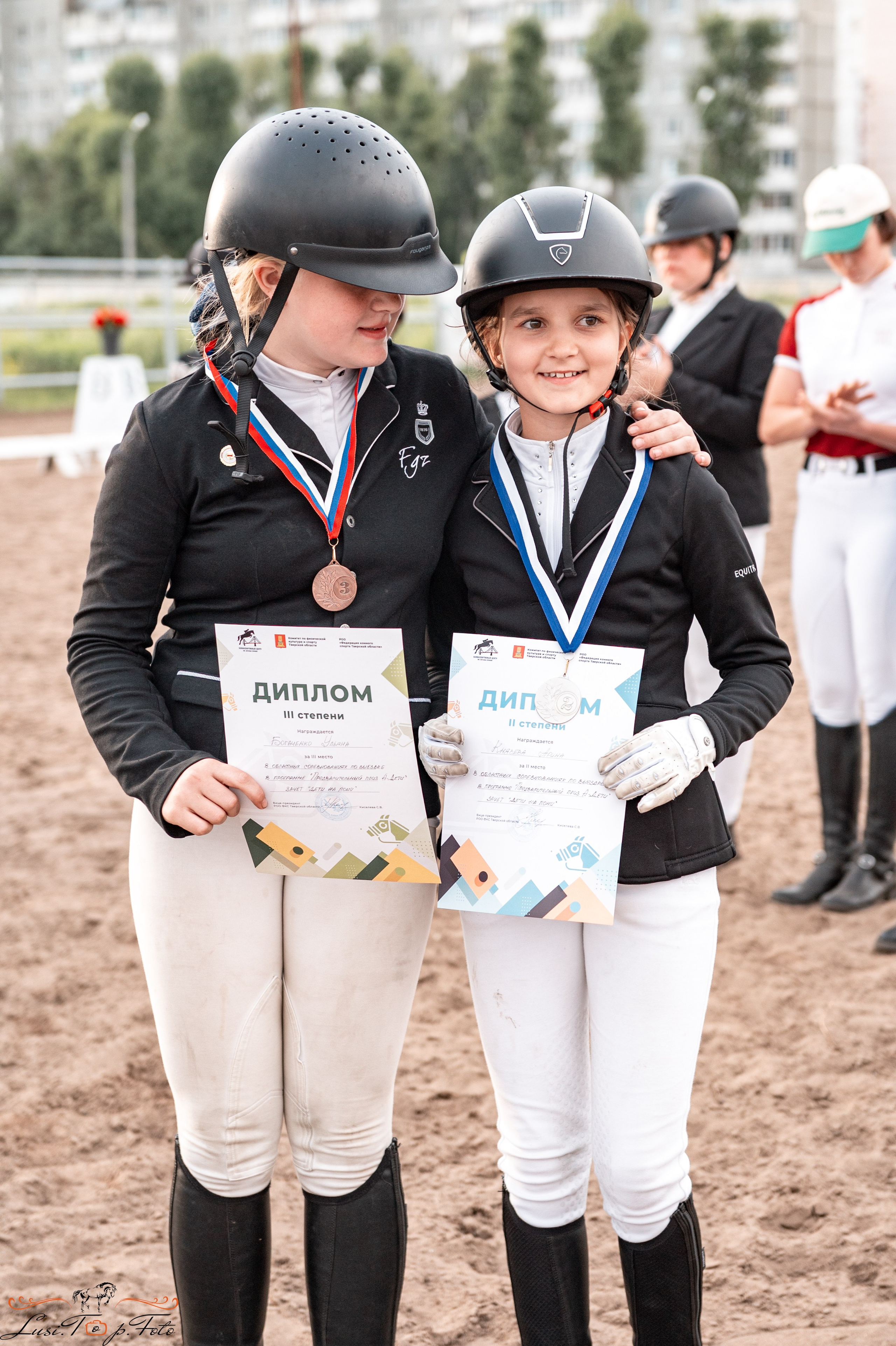 Областные соревнования по выездке. Тверь. Конный и фотограф с животными в Твери Топталова Люся
