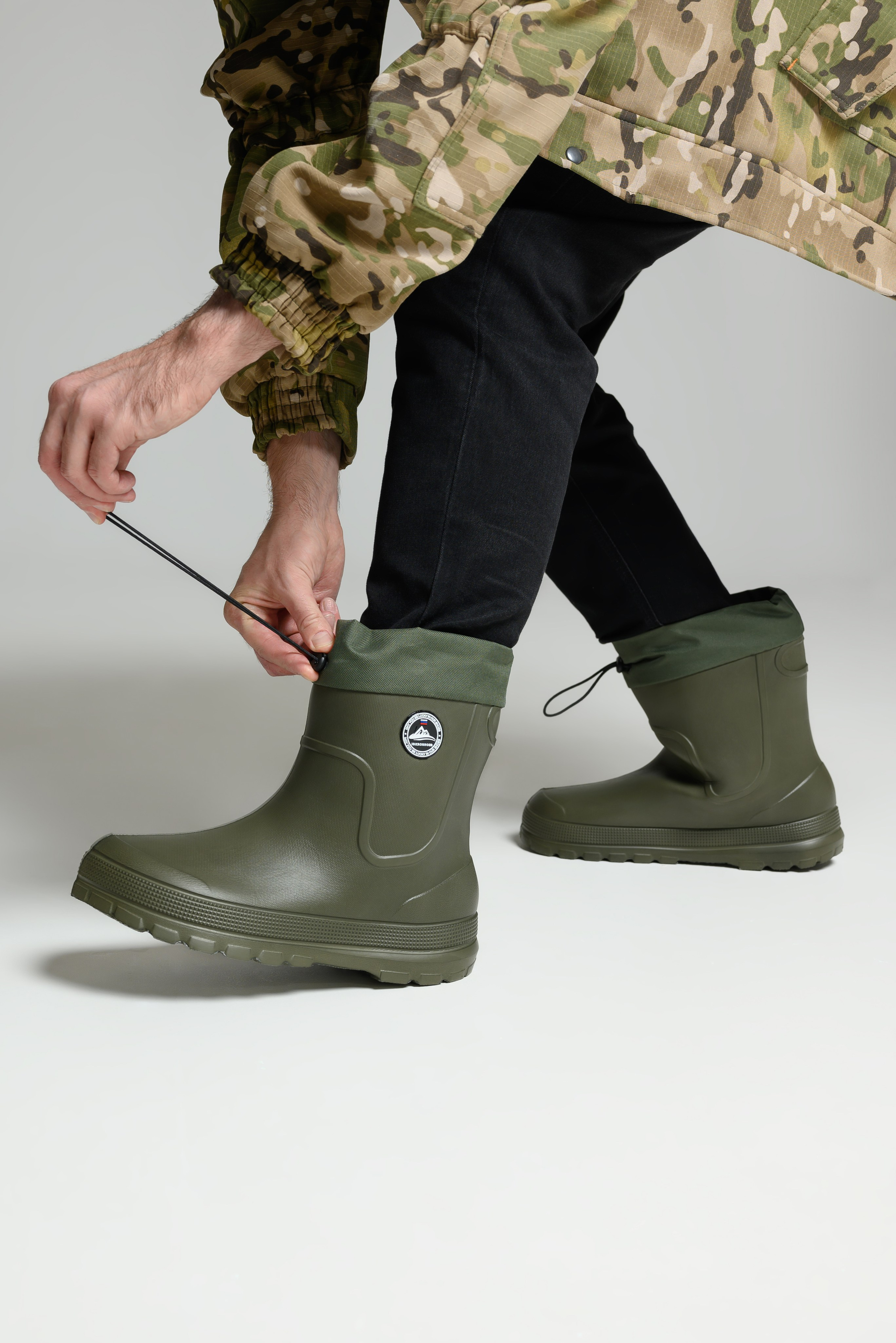 Резиновые сапоги. Предметный фотограф, фото для маркетплейсов Пятигорск, КМВ