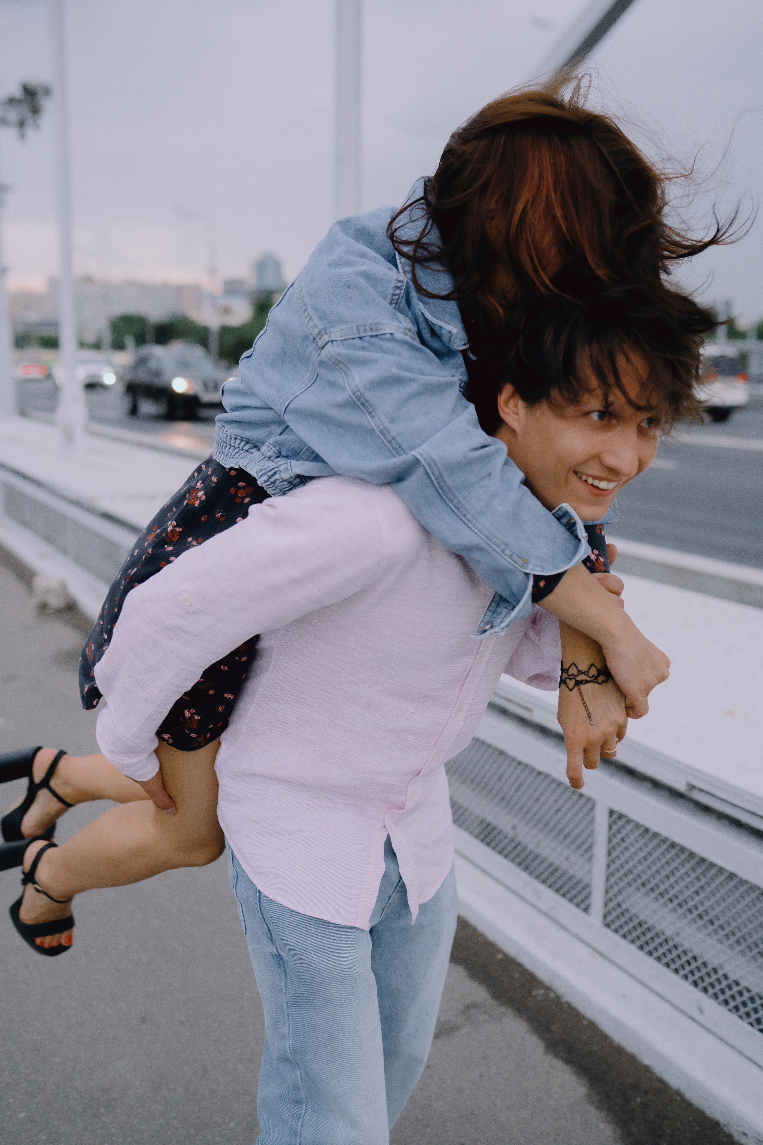 И под дождем. Андрейко Надежда