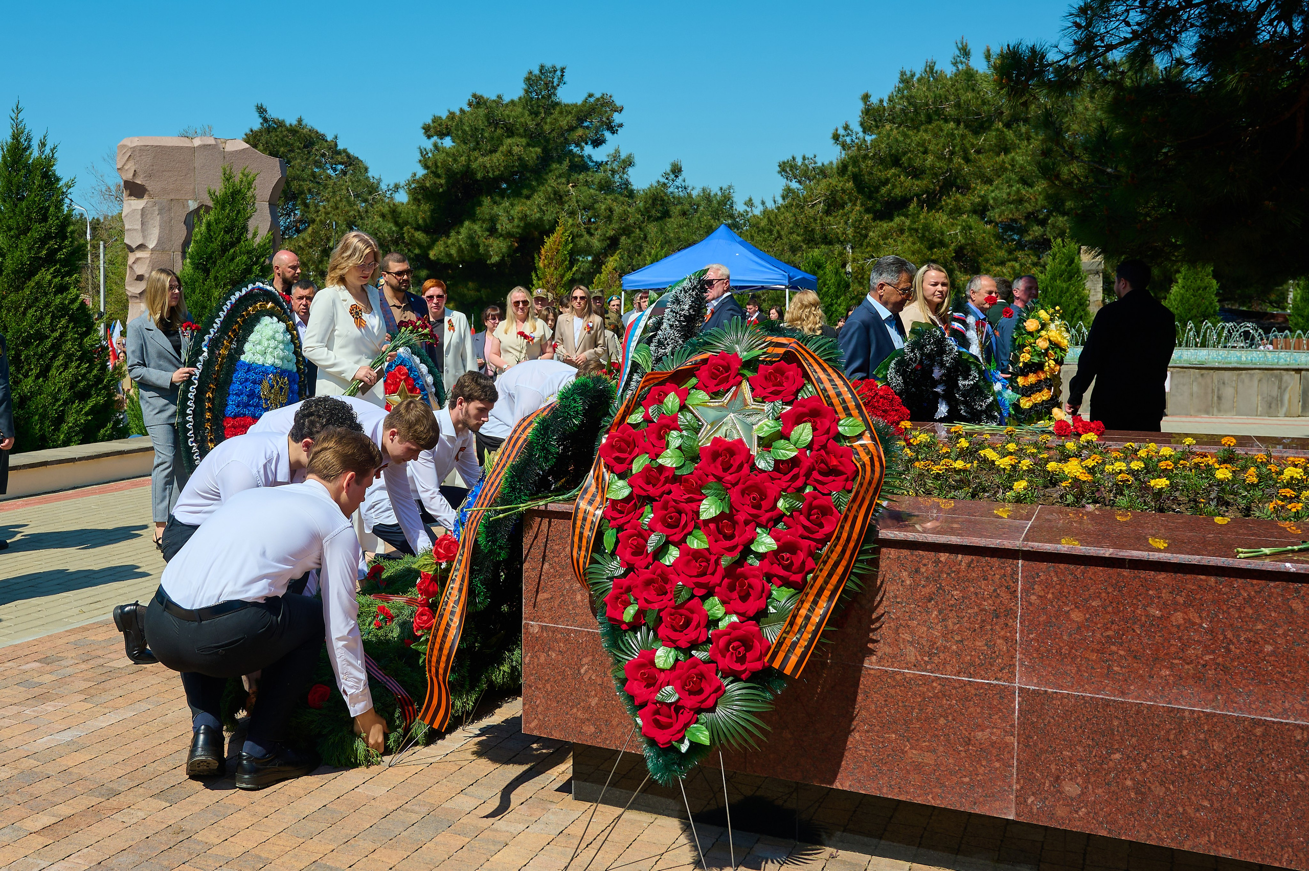 Митинг (мая в Кабардинке. Жизнь курорта Кабардинка в фотографиях