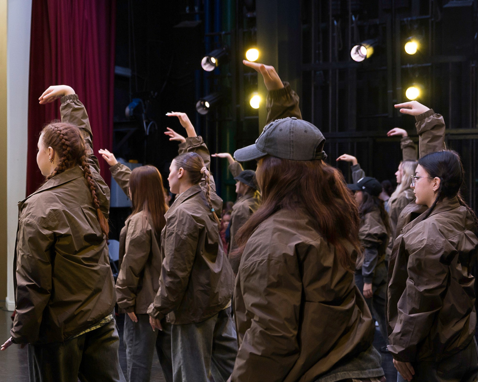 ФЕСТИВАЛЬ КОНКУРС ТВОРЧЕСКИХ КОЛЛЕКТИВОВ «СИЯНИЕ ЗВЕЗД». Репортажный фотограф в Казани Павел Серпокрылов