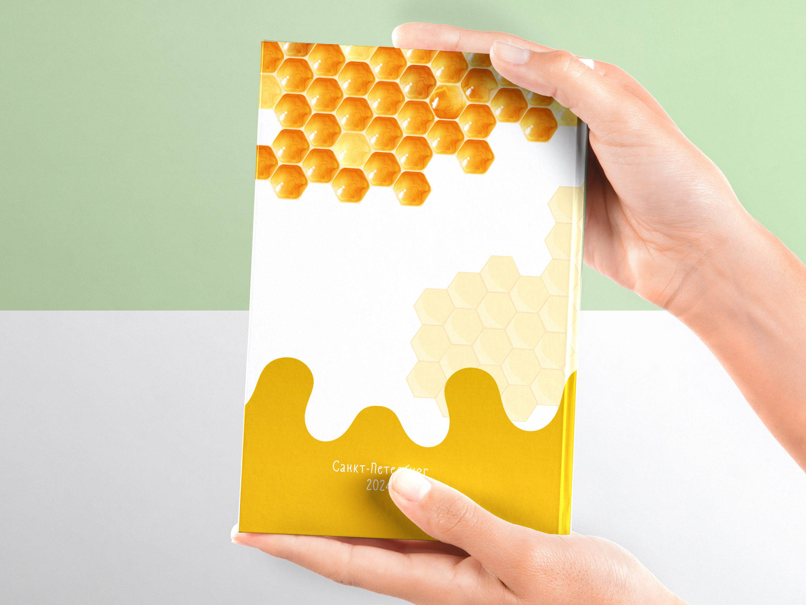 Выпускной альбом «Пчёлки» 21×30-5 разворотов (10страниц), цена 4700р. Семейный и детский фотограф в Санкт-Петербурге Алексеева Анна