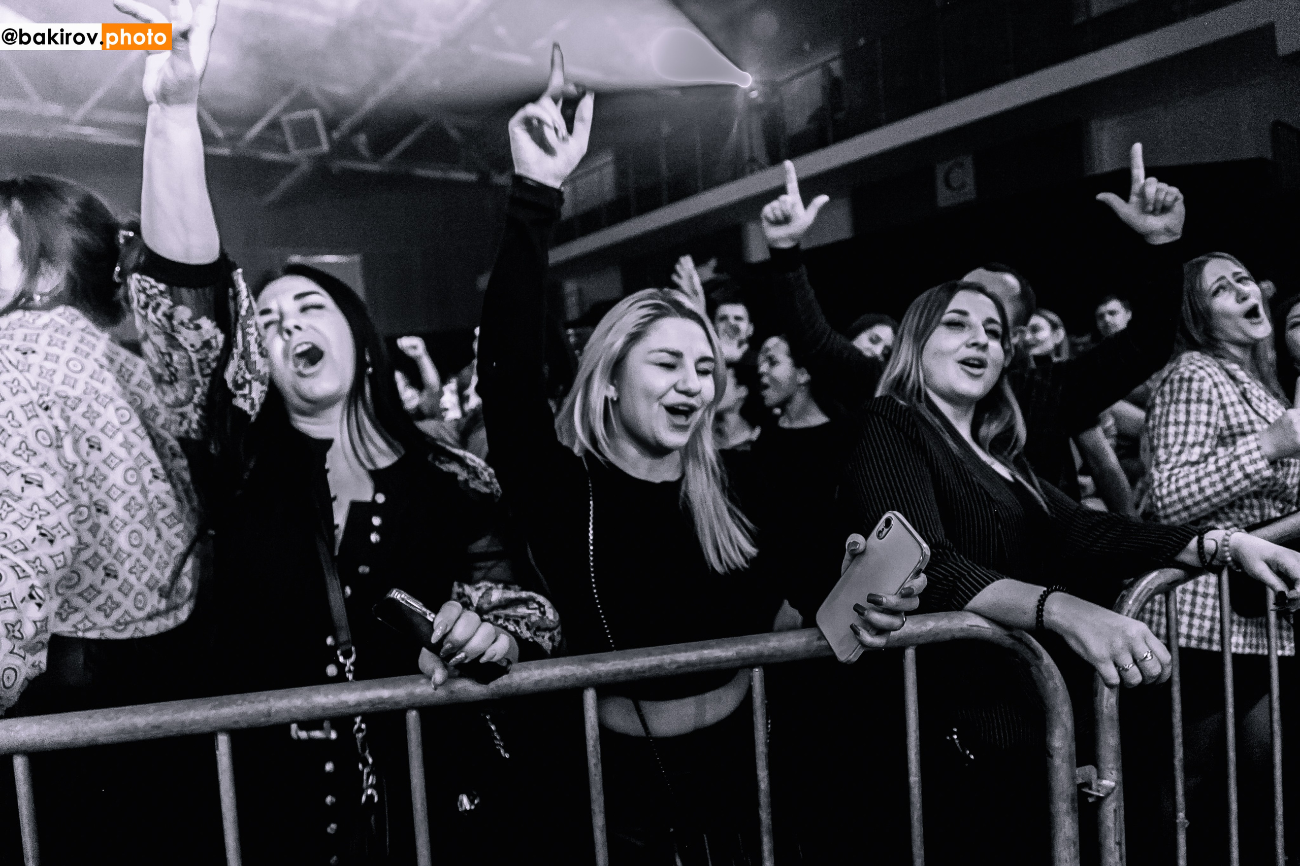 25.11 Концерт Шум. Команда специалистов в мире фотографии и видео. Детский фотограф, семейный фотограф