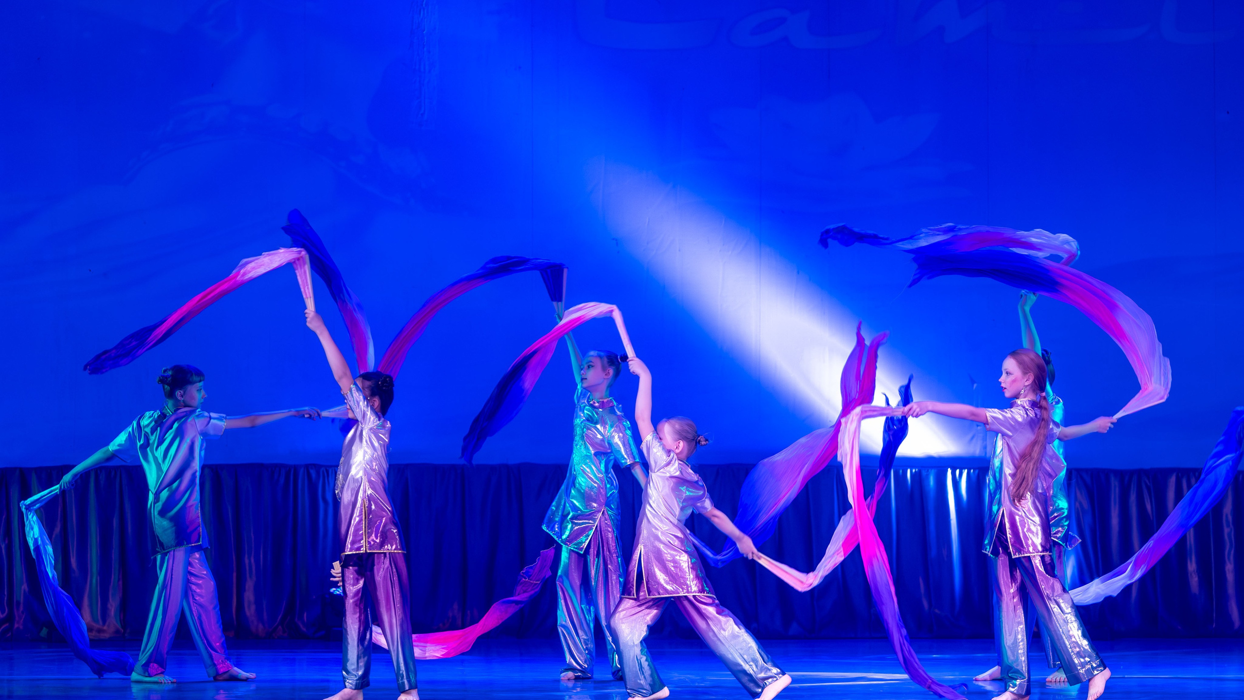 Студия «Lamis» отчетный концерт 2025. Выпускные альбомы и школьный фотограф в Подольске, Троицке, Щербинке, Москве и Московской области