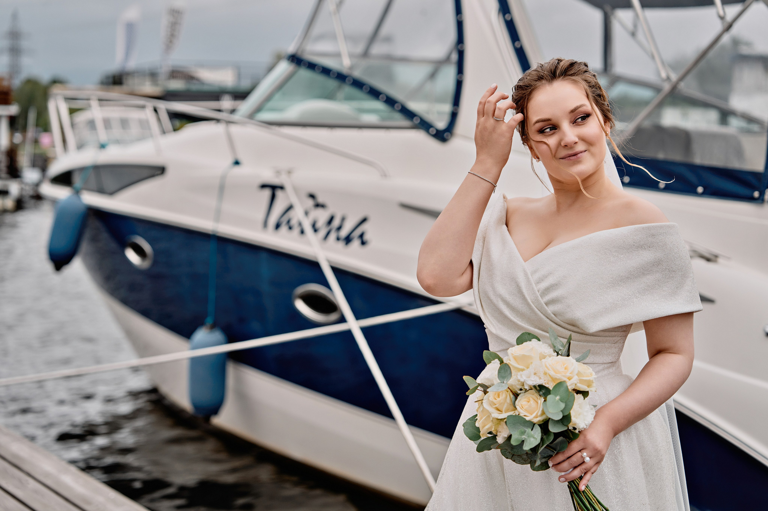 Нежная свадьба Антона и Софьи в яхт-клубе «Портофино». Фотограф Меняйло Евгений. Свадьба. Портрет. Репортаж. Семья. Контент