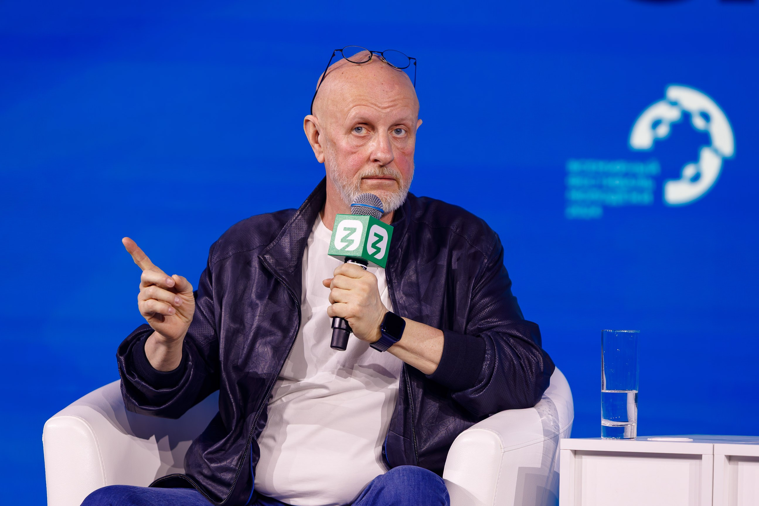 Репортажная фотосъемка конференций. Репортажный фотограф в Москве, Сочи и Санкт-Петербурге