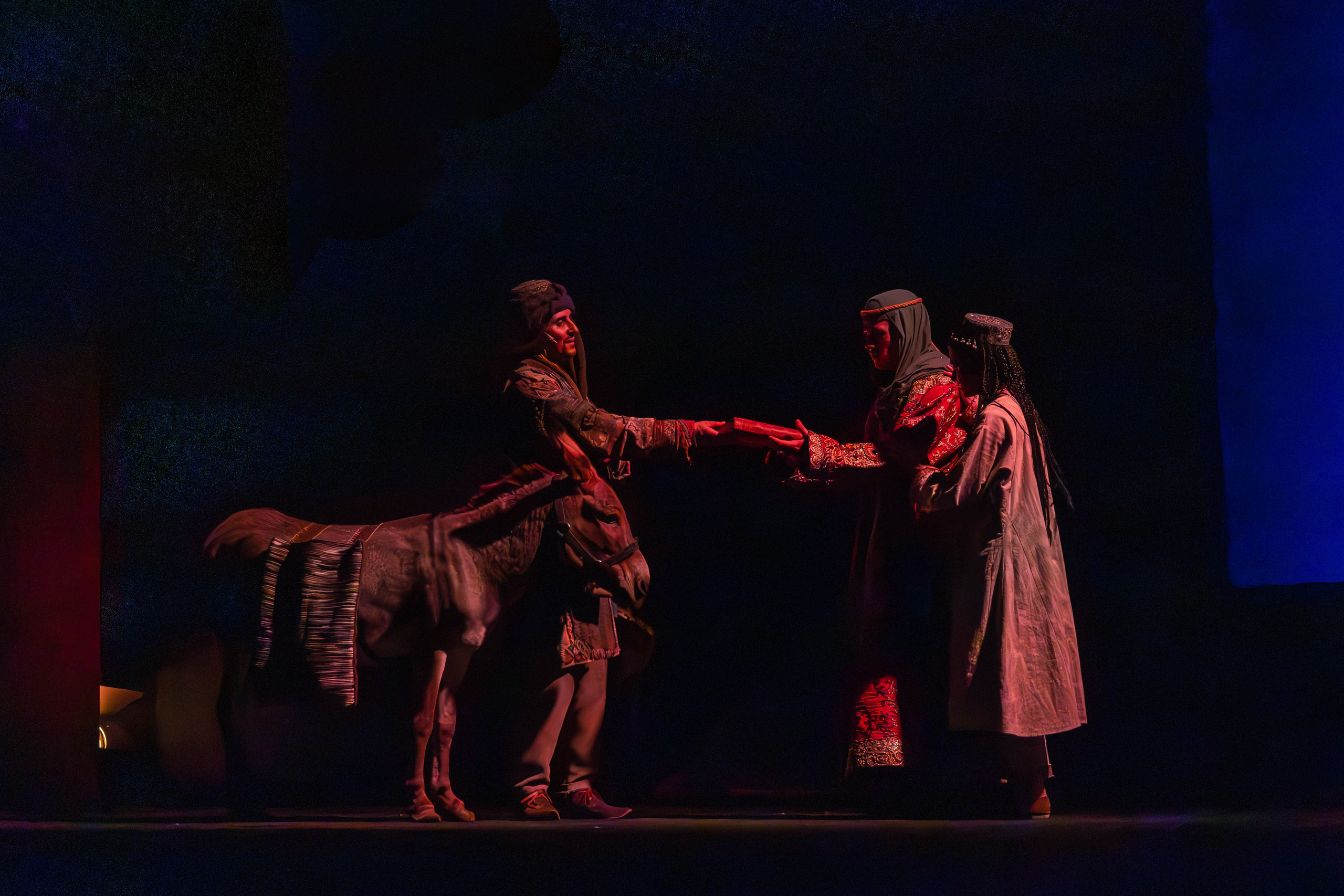 Спектакль «Далеко-далеко на Востоке» в театре Терезы Дуровой