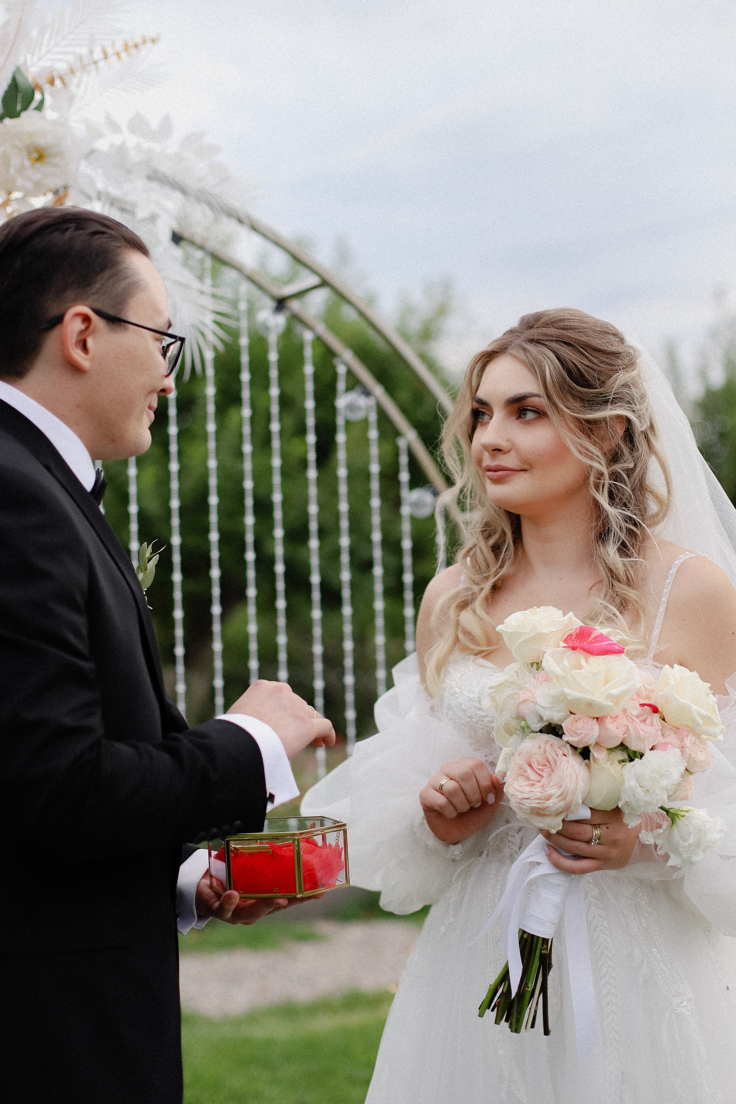 Рустам и Елизавета. Фотограф в Алматы и Москве Даша Пушкина