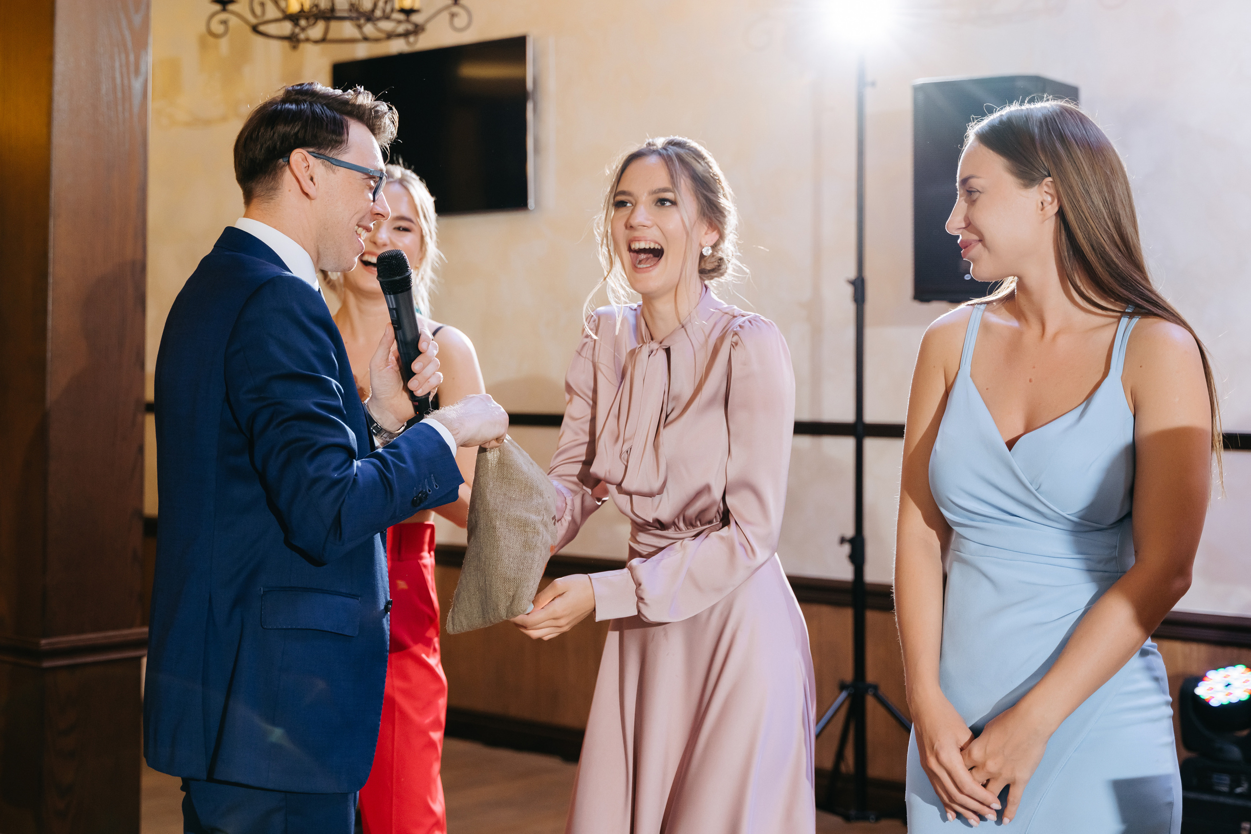 Вячеслав и Ирина. Свадебный фотограф Красноярск Вязьминова Мария