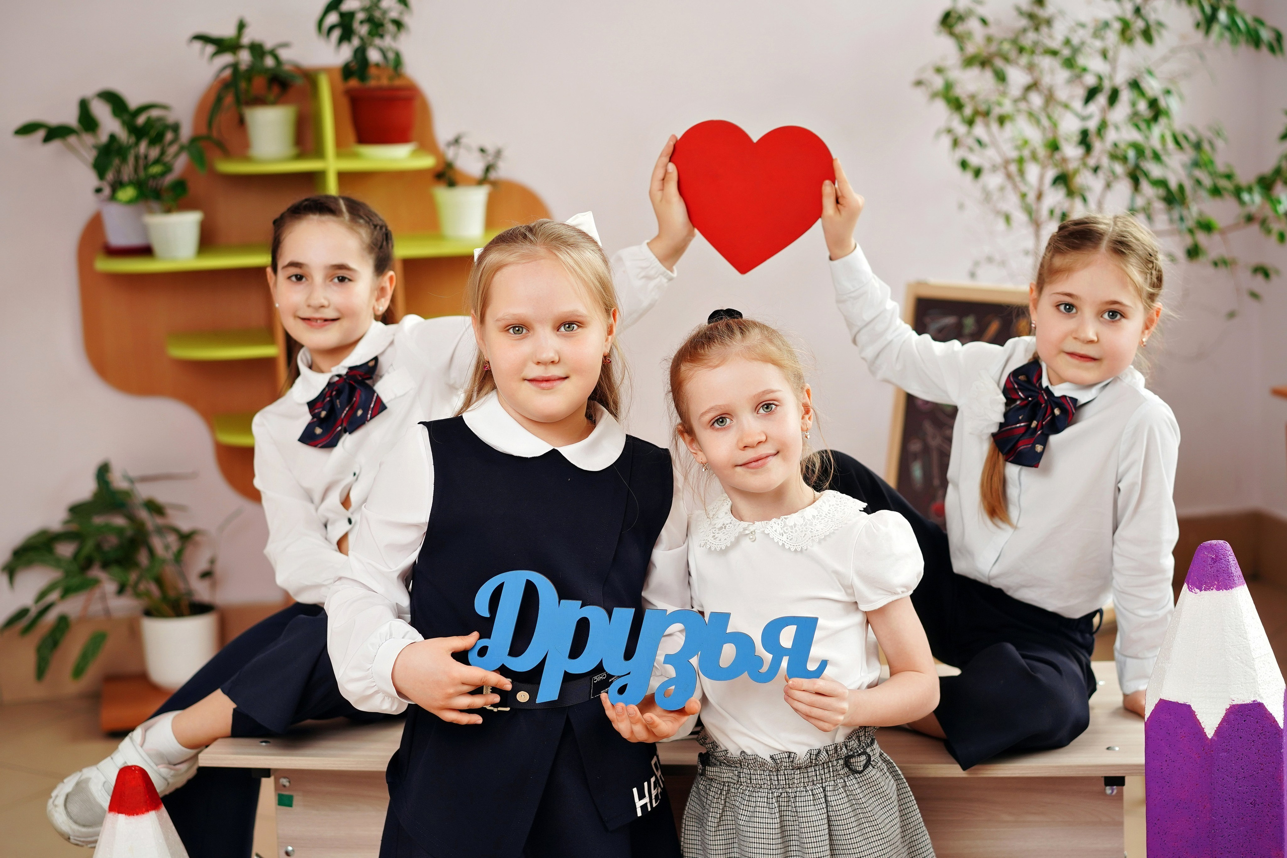 Альбом Особенный+. GOTRA — выпускные альбомы в Тюмени