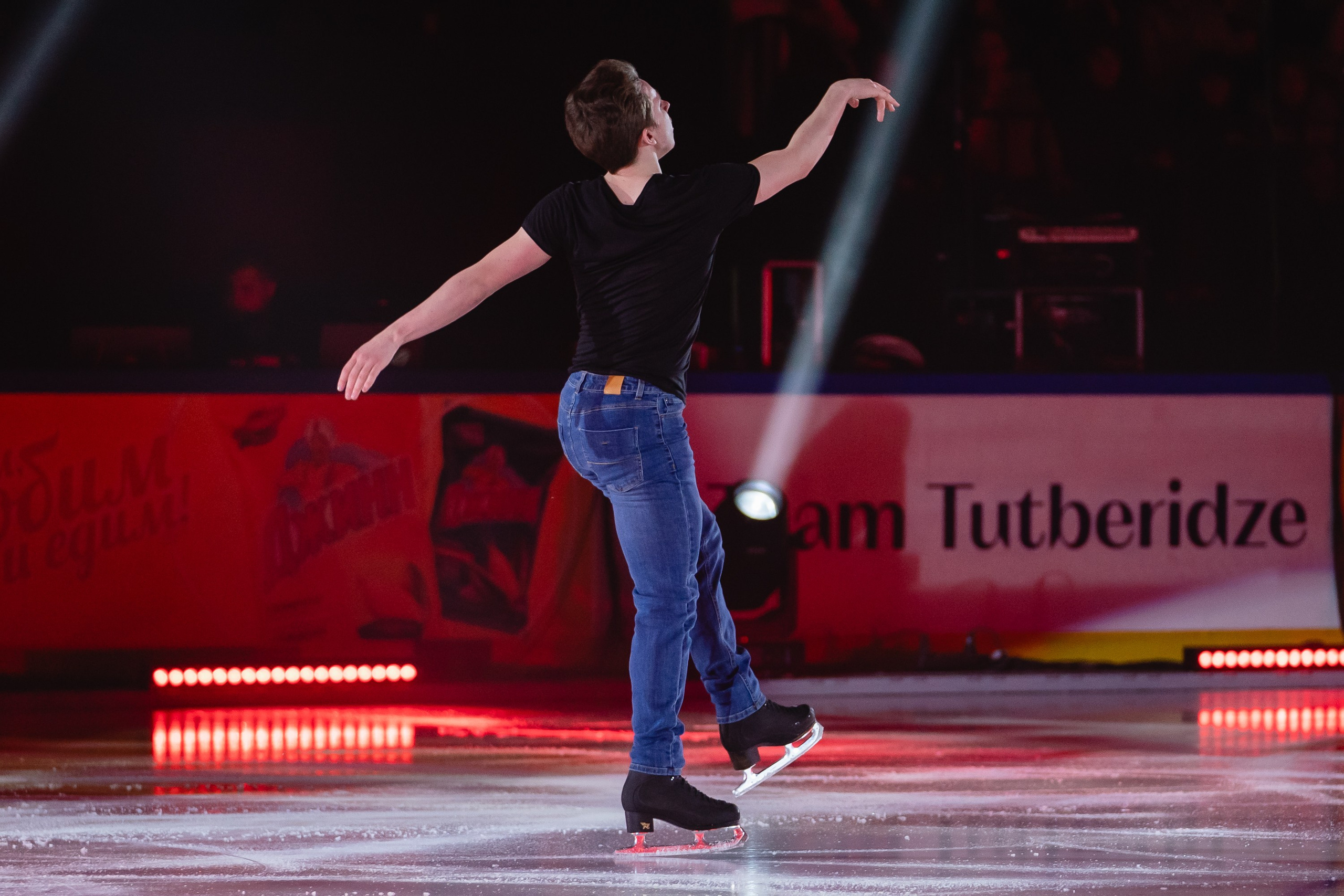 Шоу «Чемпионы на льду» в Новосибирске. Воробьева Ксения — Спортивный и танцевальный фотограф Новосибирск