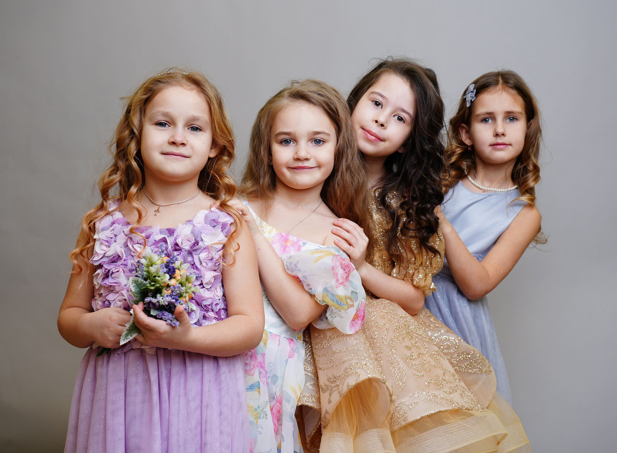 MEMENTO.Выпускные альбомы, школьные, юбилейные и другие книги. Ростов-на-Дону