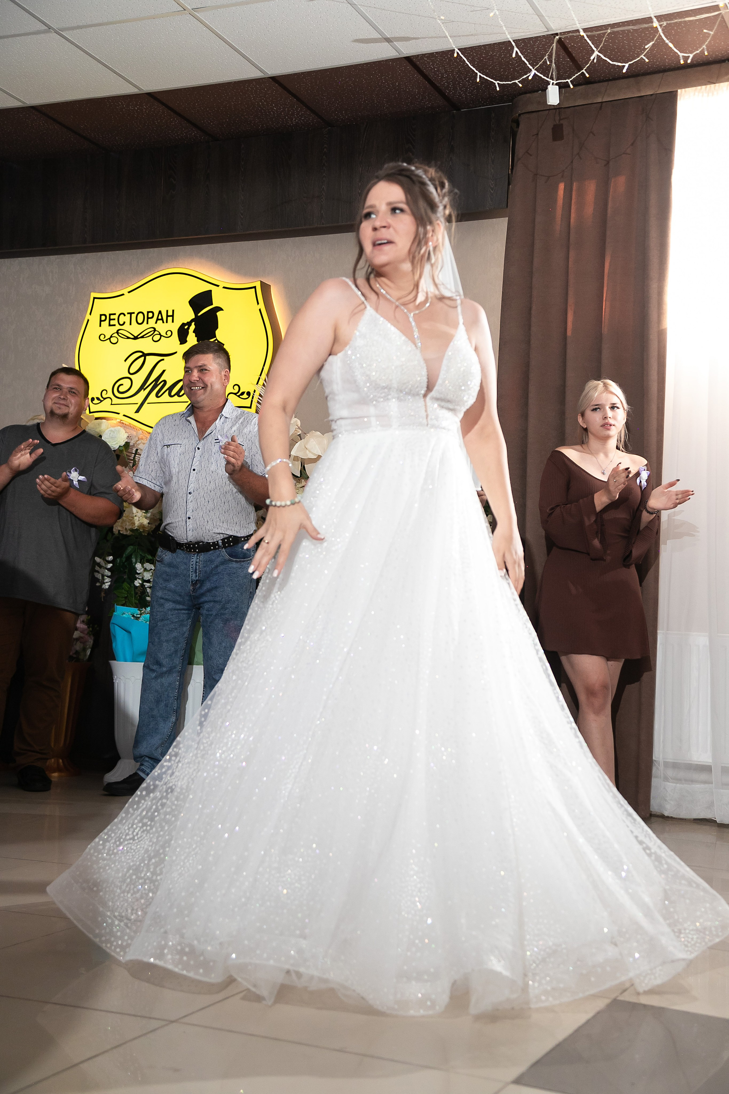 Свадьба 17.08. Выпускной альбом Шахты Ростов