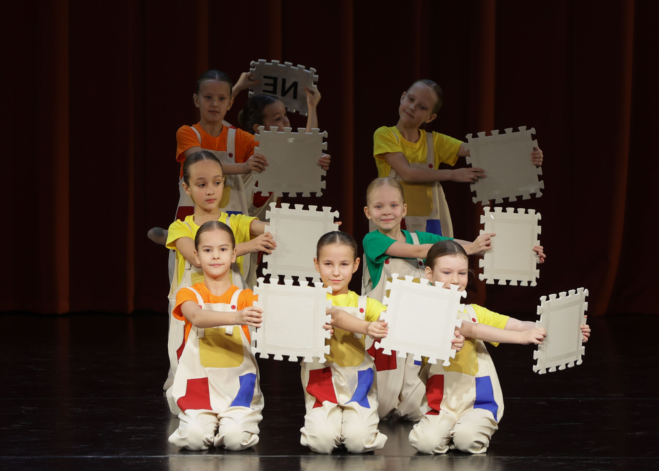 Фестиваль хореографического искусства «КУБОК ЛЕГЕНДЫ — 2025». Выпускные альбомы и школьный фотограф в Подольске, Троицке, Щербинке, Москве и Московской области