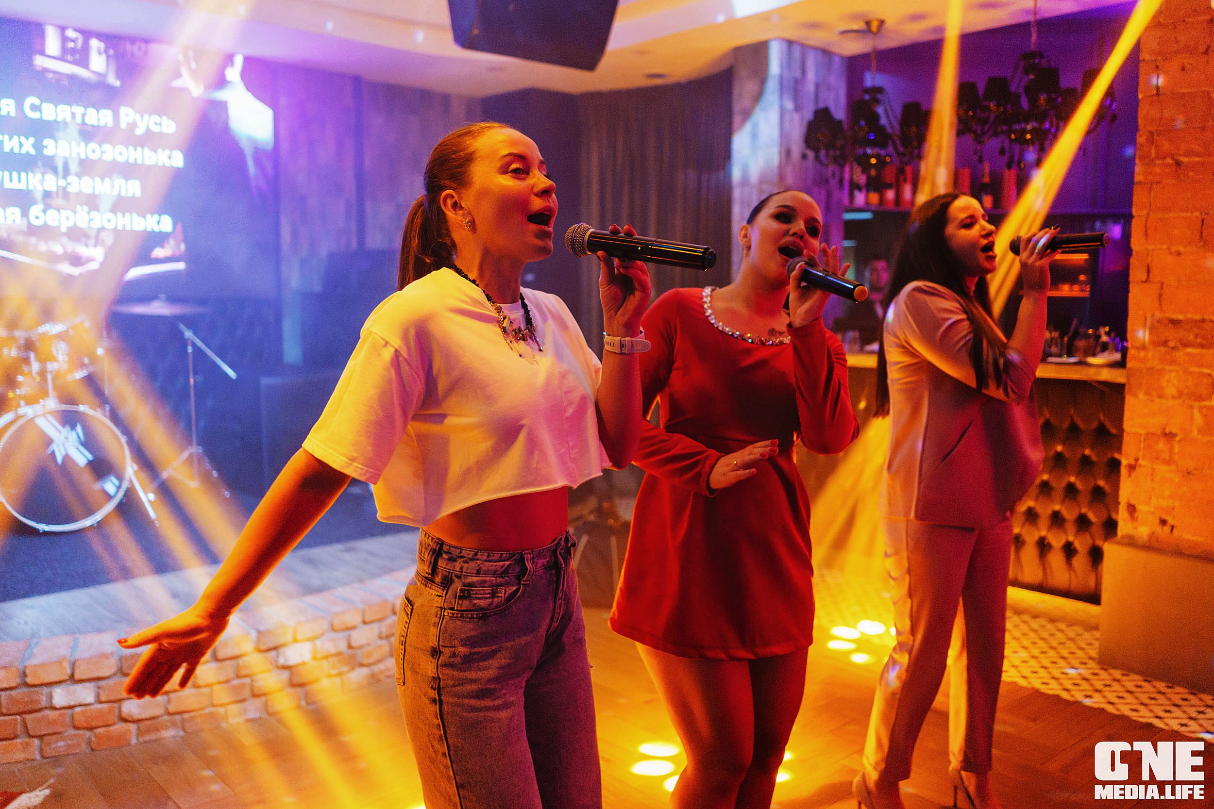 Фоторепортаж из караоке-клуба Белгравия. One Media Life: фоторепортажи, фотоотчеты с мероприятий и заведений