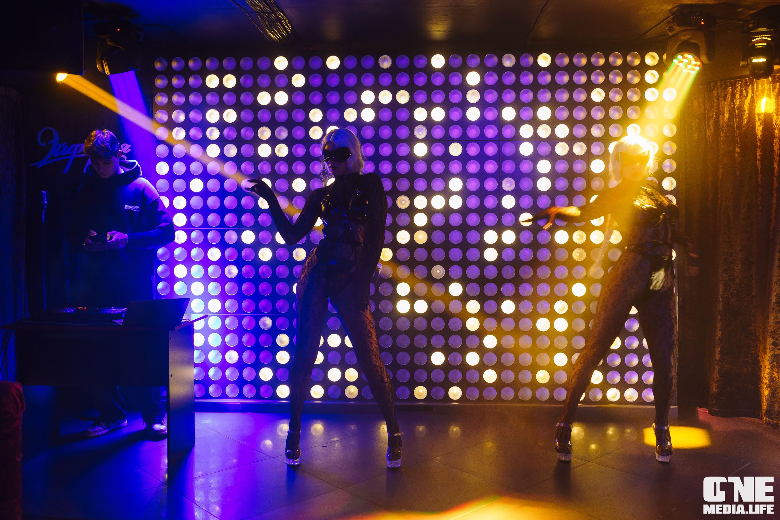 Фоторепортаж из караоке-клуба Эйфория. One Media Life: фоторепортажи, фотоотчеты с мероприятий и заведений