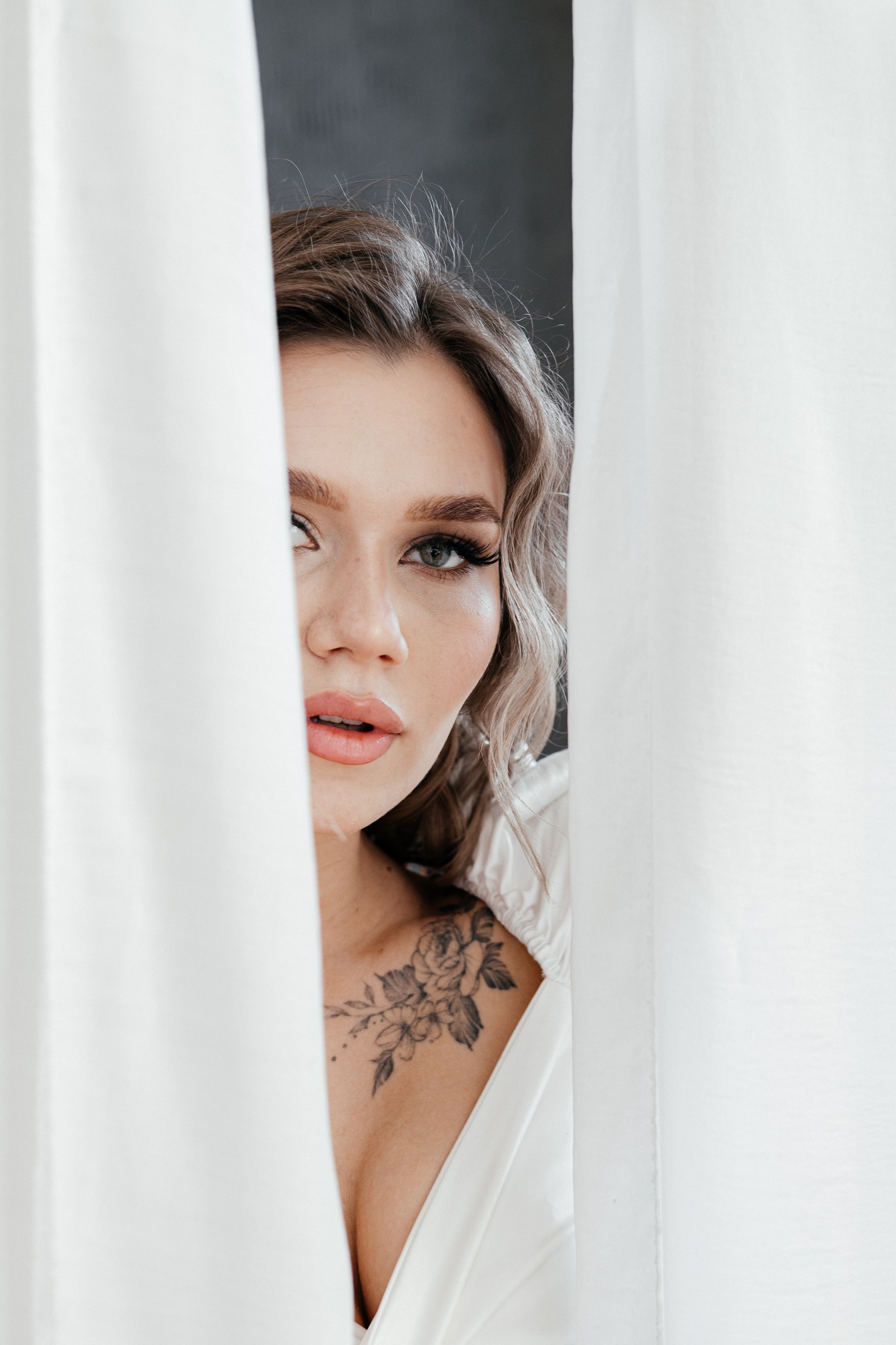 Елизавета. Белые цветы