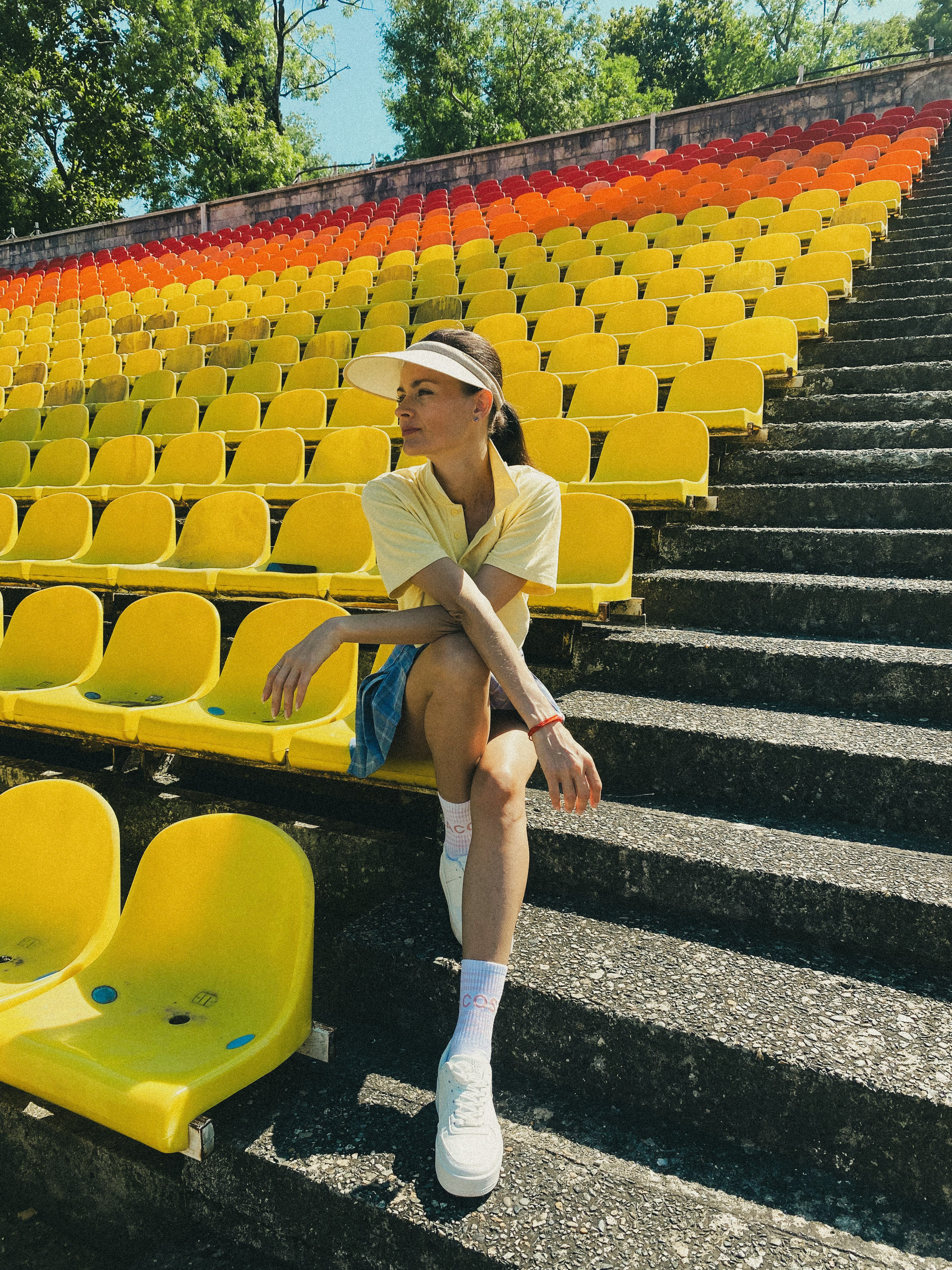 Ретро на сочинском стадионе. Чувственный мобильный фотограф в Казани и Сочи Дьяченко Дарья