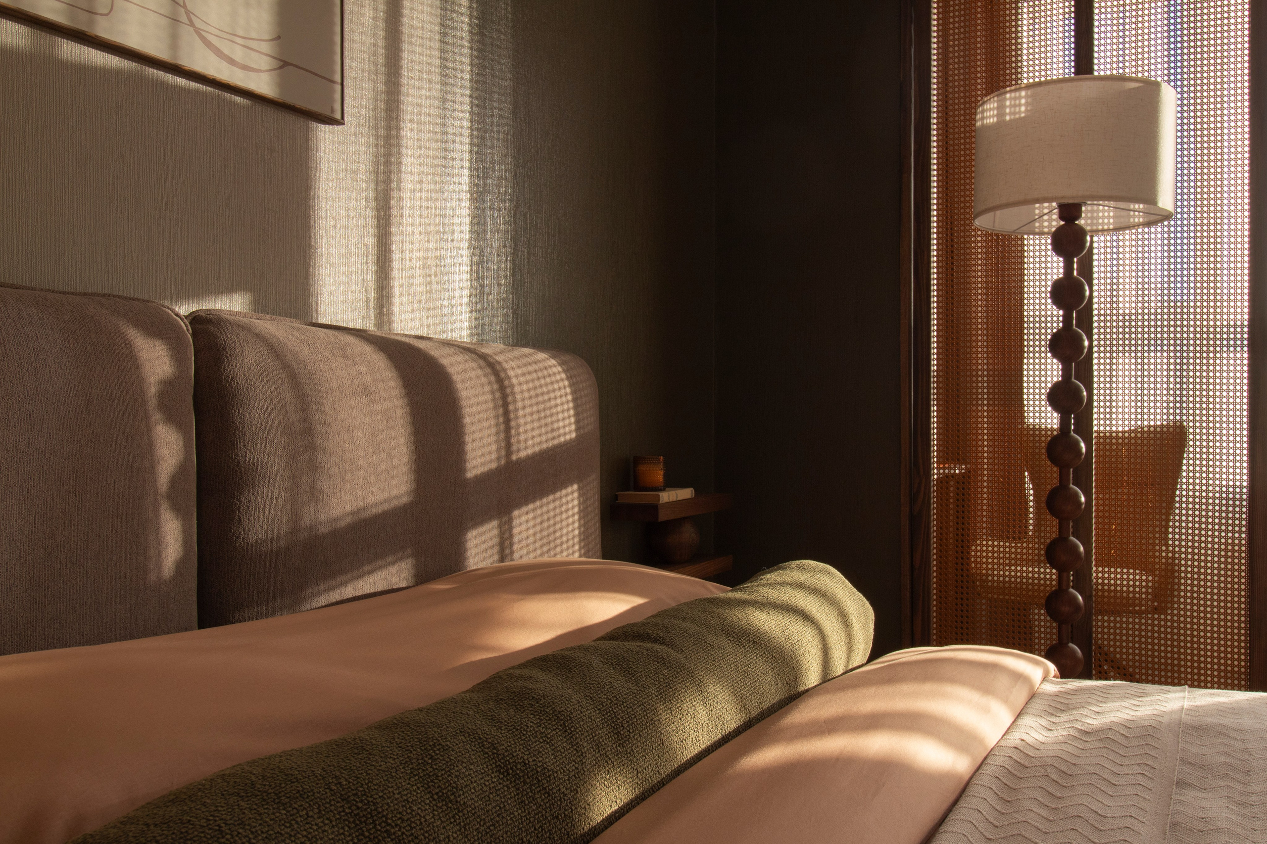 Квартира с природными мотивами для зумеров. Хоумстейджинг и дизайн. Екатеринбург