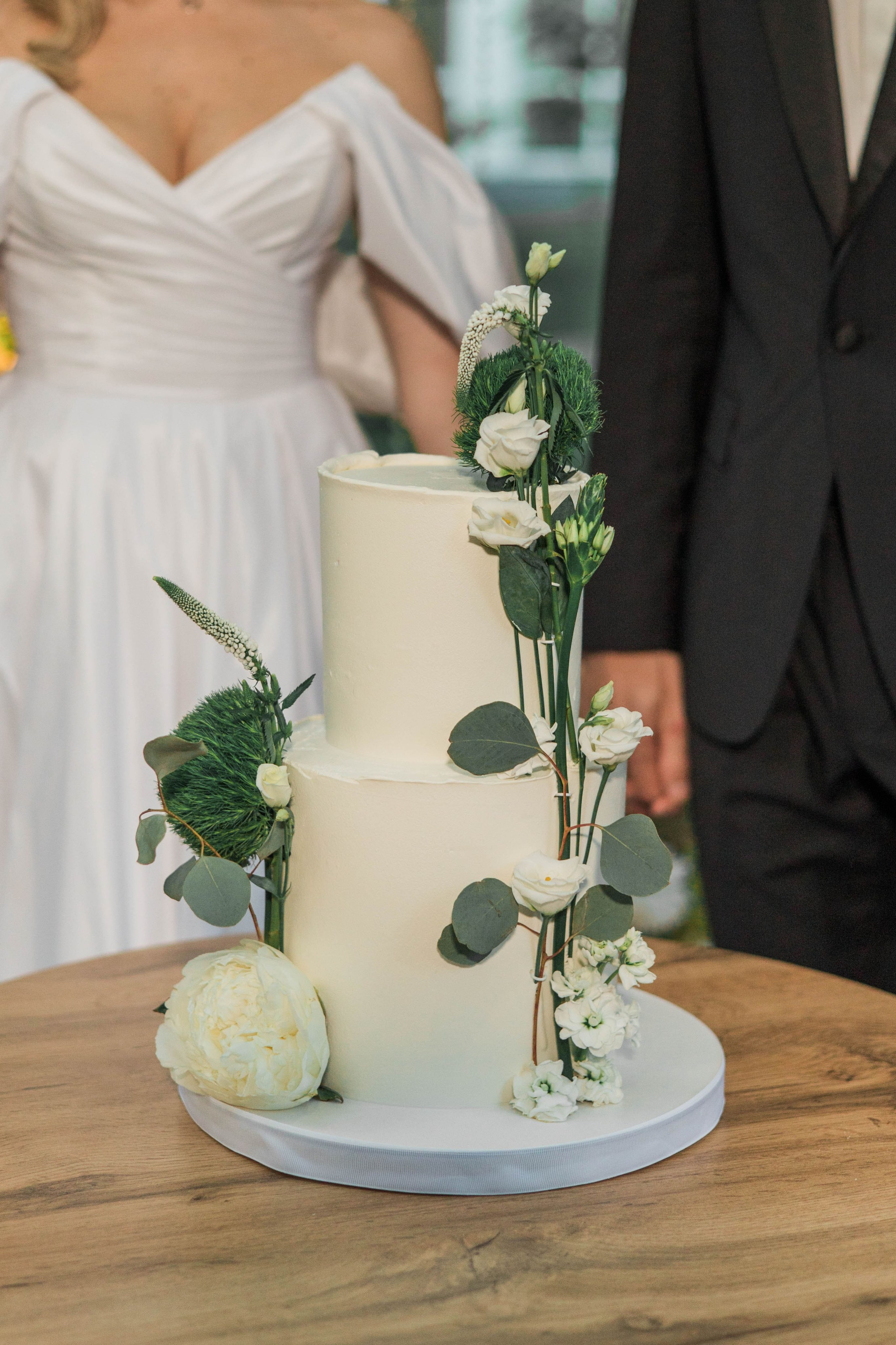 Торт Хмельницкая. Подрядчики и друзья сети свадебных площадок House for wedding