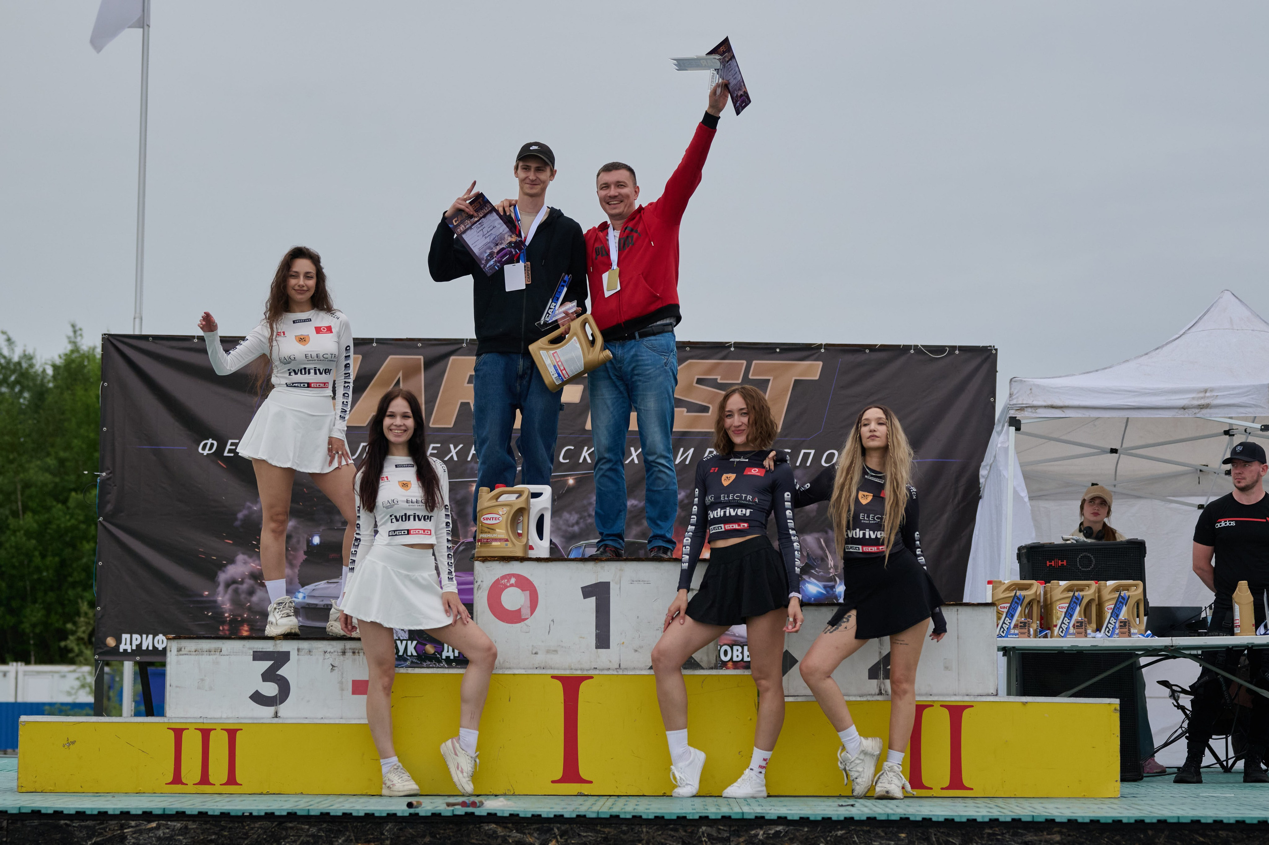 CarFest‑2026 в Нефтеюганске: драйв в каждом кадре! 🔥. Студия по производству фото и видеоконтента «АППЕРТУРА»