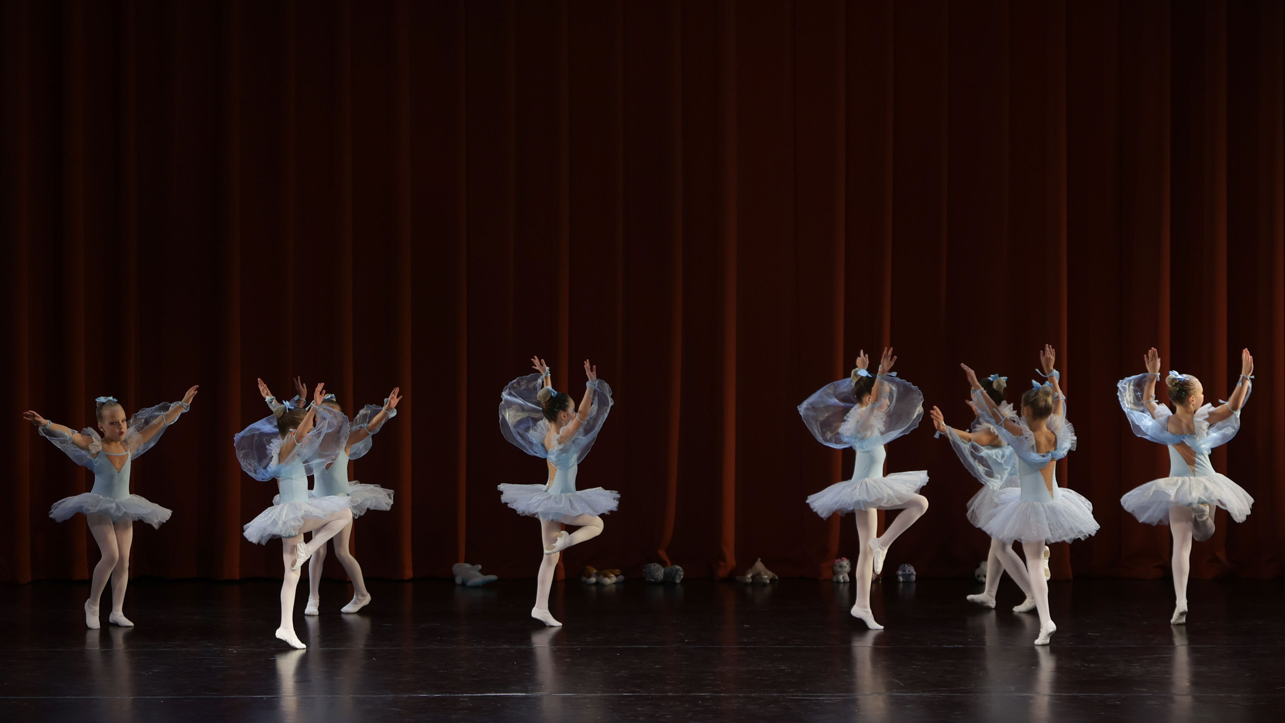 Фестиваль хореографического искусства «КУБОК ЛЕГЕНДЫ — 2025». Выпускные альбомы и школьный фотограф в Подольске, Троицке, Щербинке, Москве и Московской области