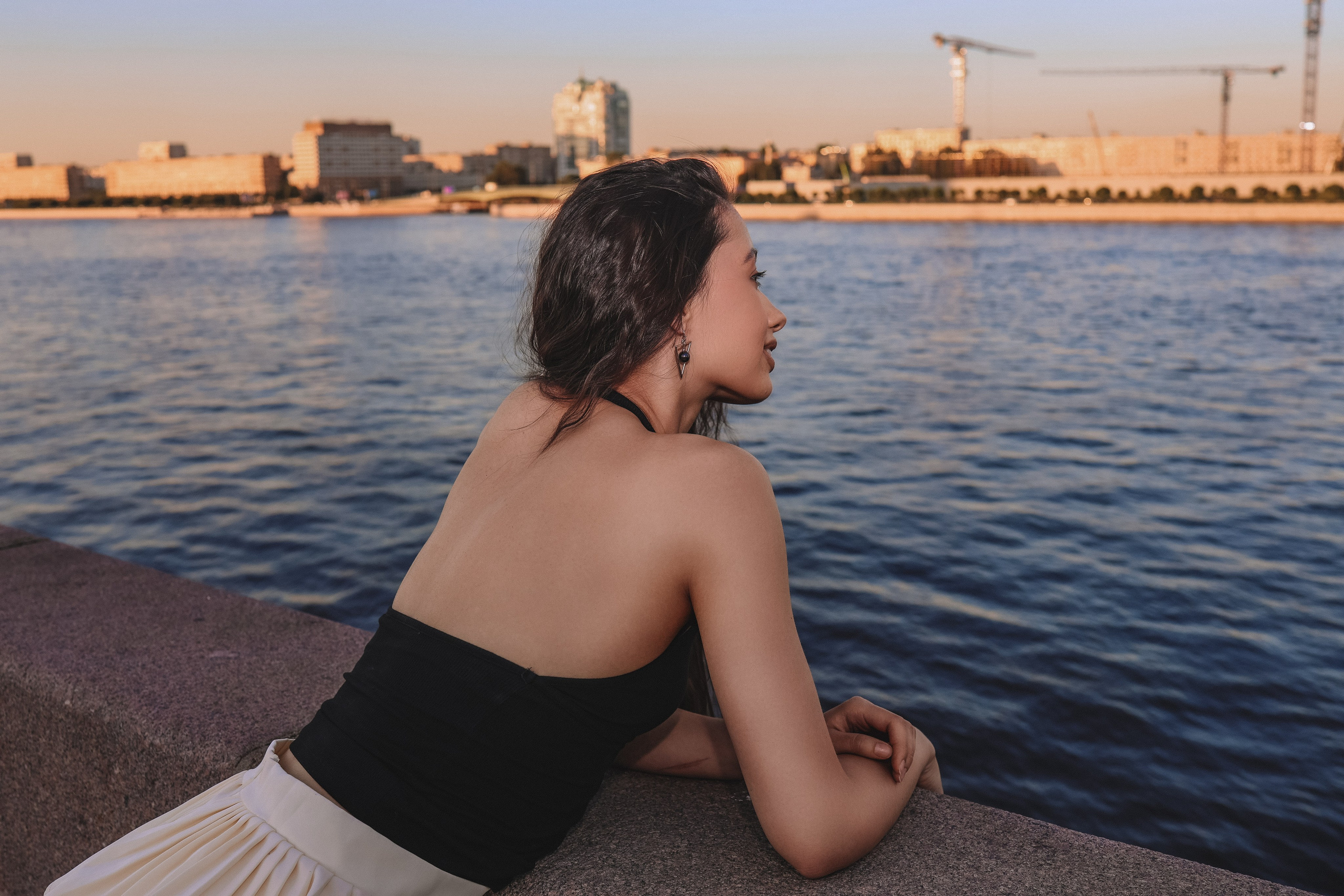 Фотосессия на Большеохтинском мосту на закате — Алия | Фотограф в СПб