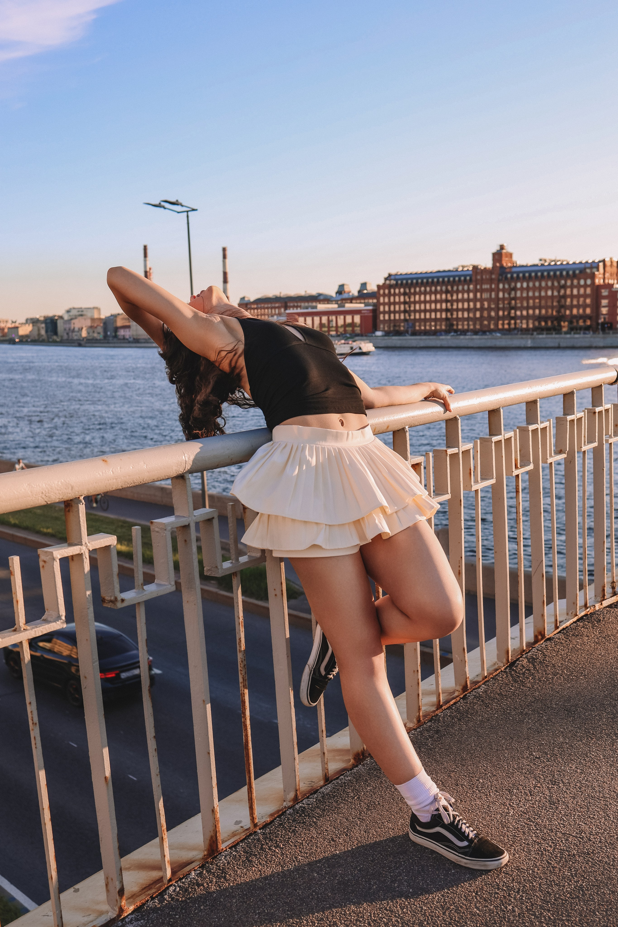 Фотосессия на Большеохтинском мосту на закате — Алия | Фотограф в СПб