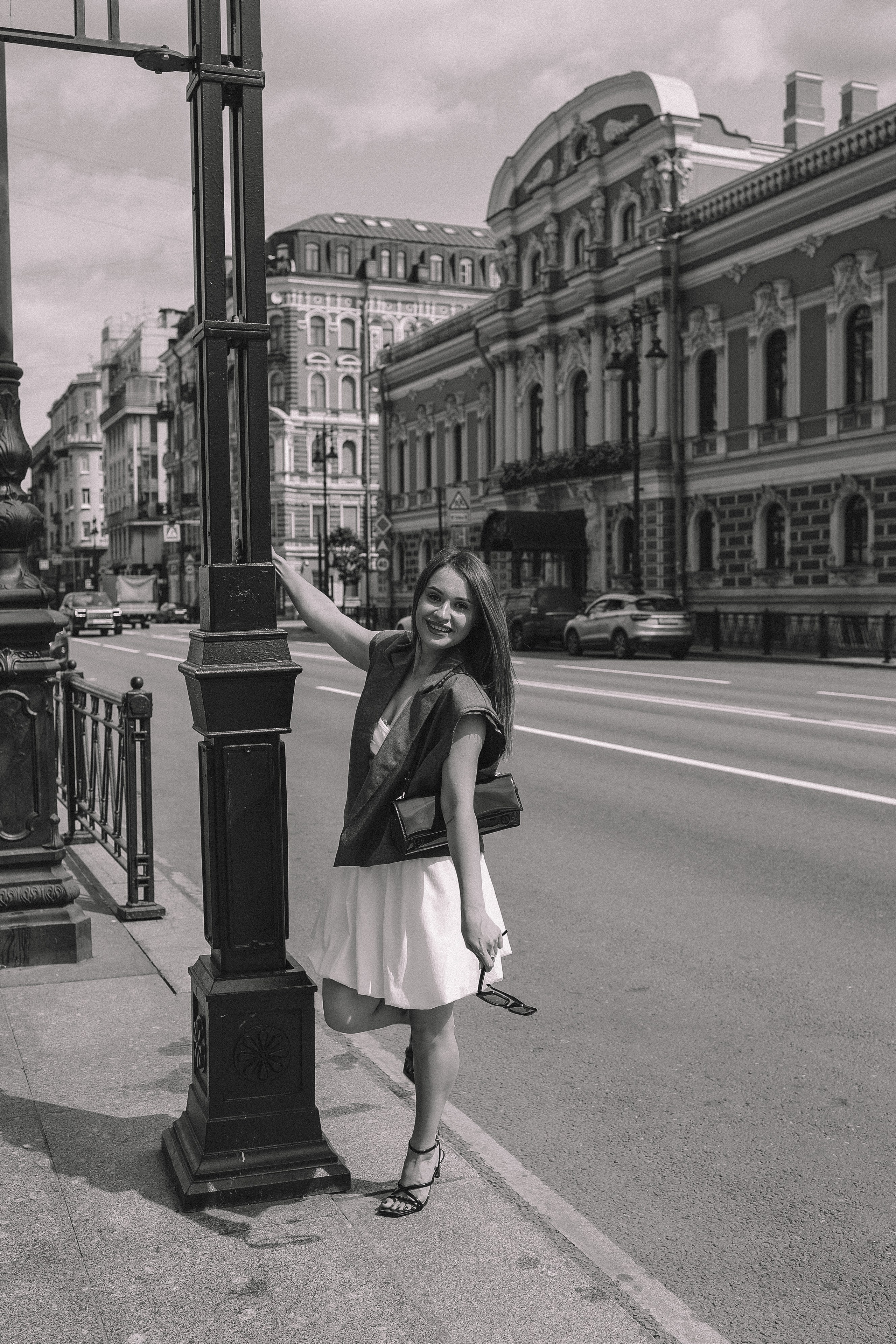 Летняя фотосессия на Чернышевской (Египетский дом, Сапёрный переулок) | Фотограф в СПб