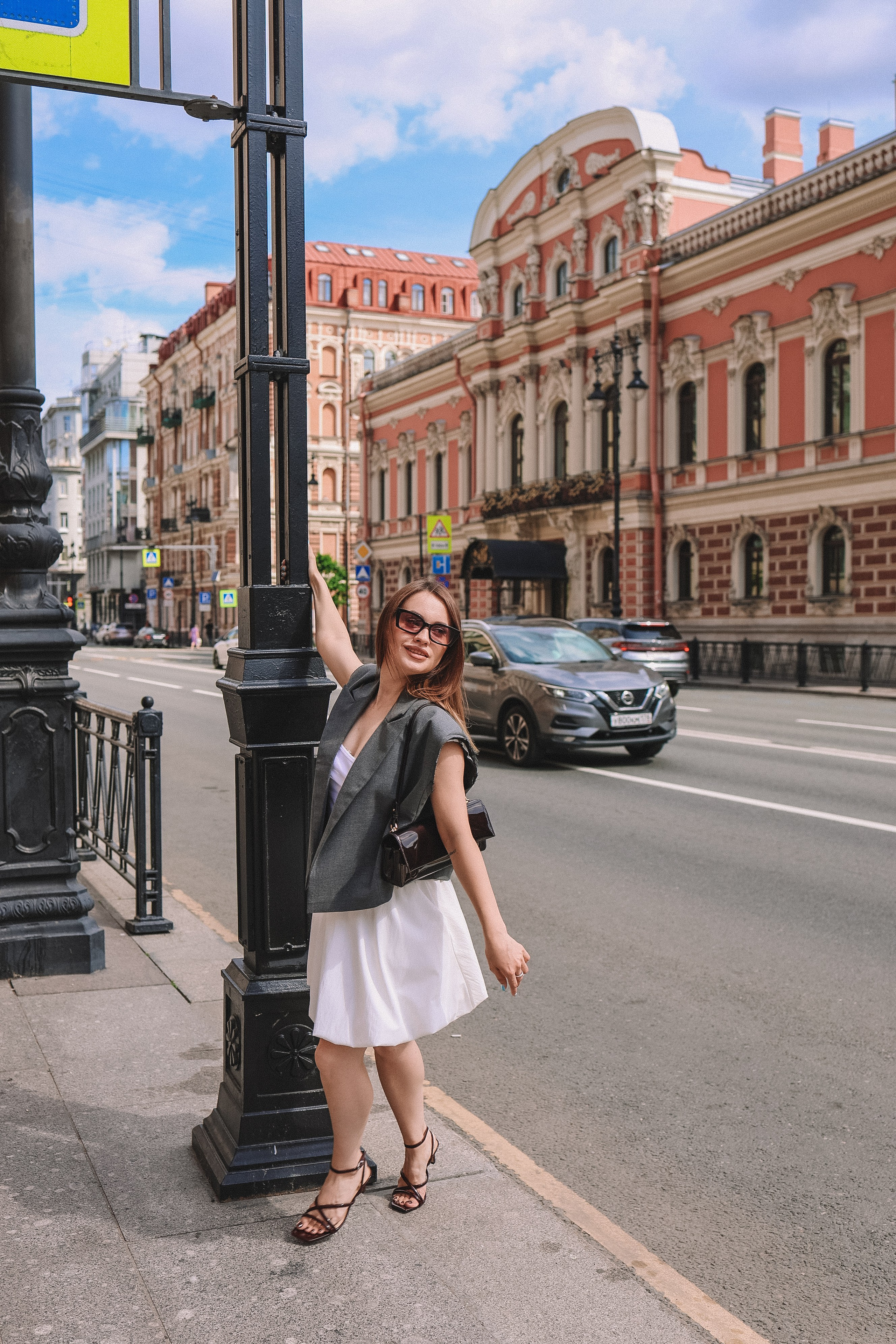 Летняя фотосессия на Чернышевской (Египетский дом, Сапёрный переулок) | Фотограф в СПб