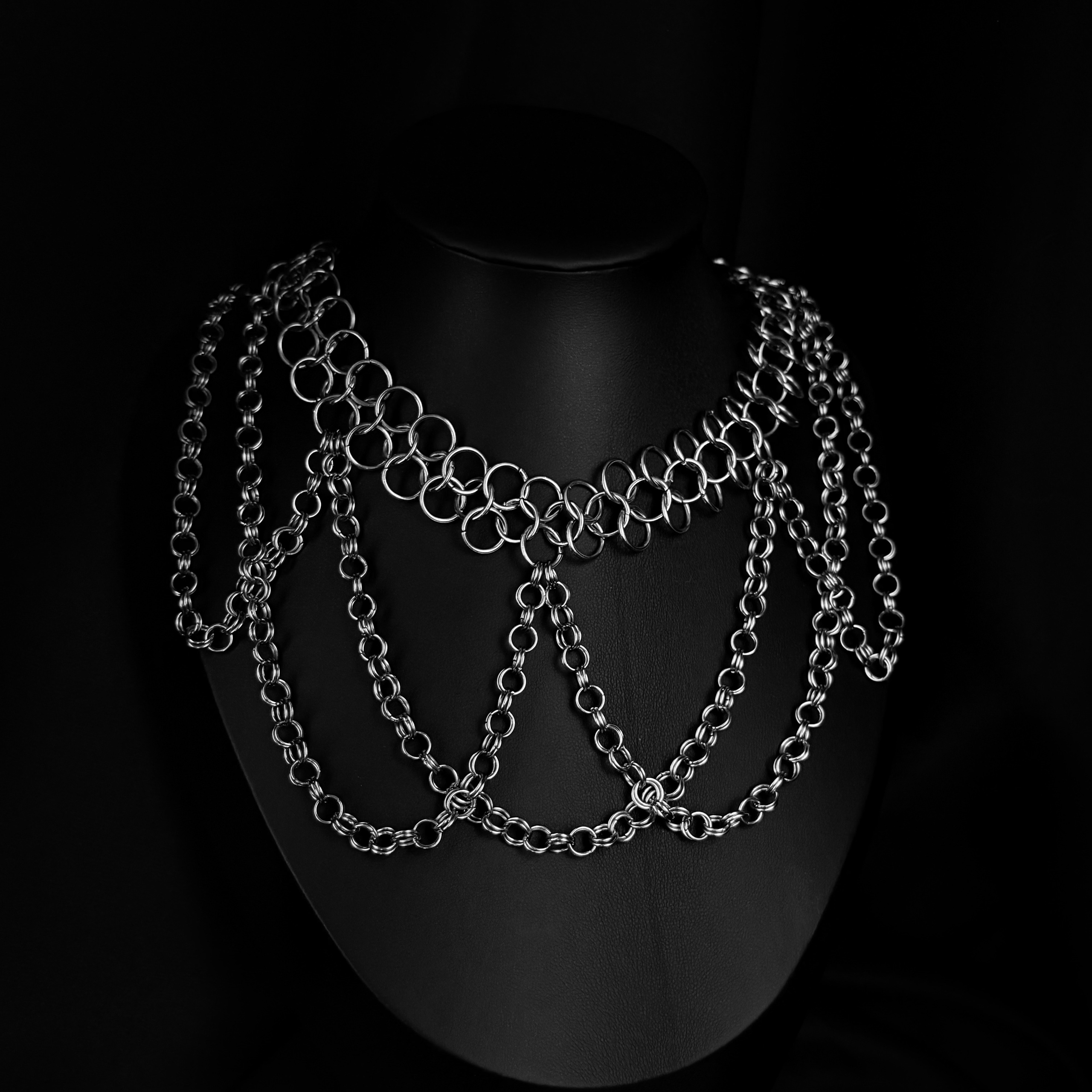 Украшения для шеи из кольчуги. Кольчужные украшения бренда Соня Спросонья