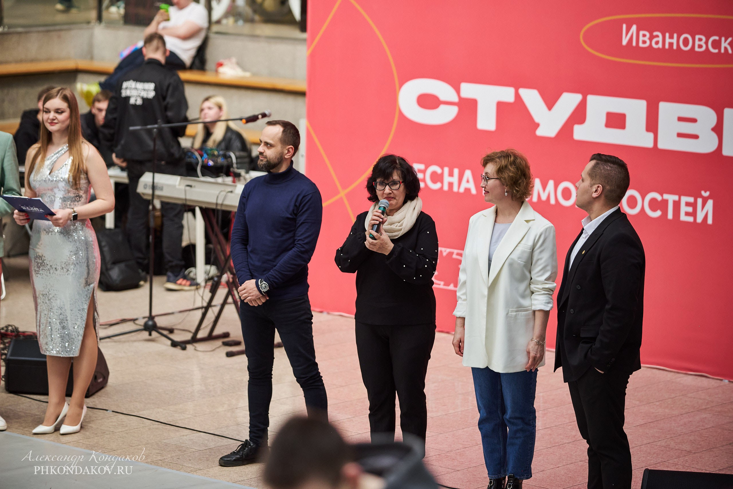 Открытие студенческой весны 2024 в г. Иваново. Фотограф в Иваново: Каталожная съемка одежды и постельного белья, Wildberries