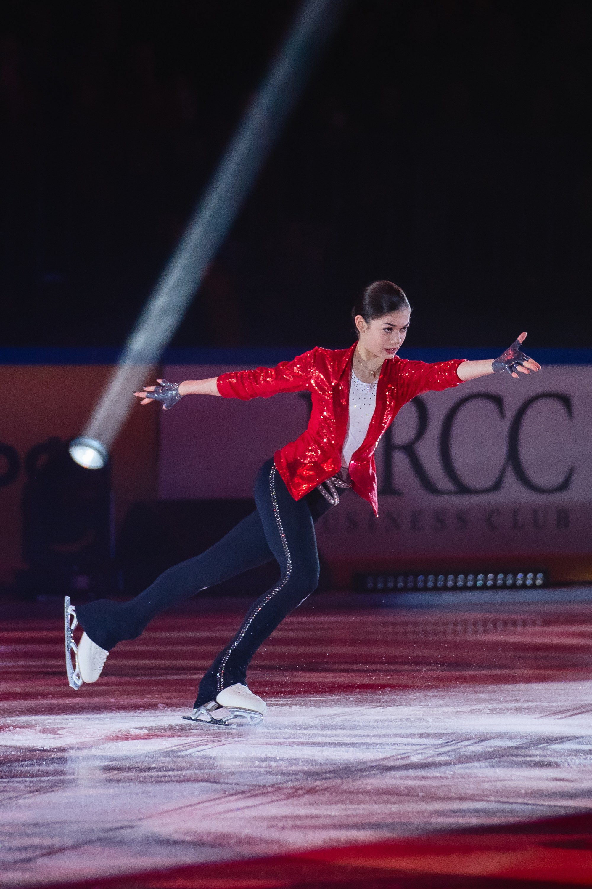 Шоу «Чемпионы на льду» в Новосибирске. Воробьева Ксения — Спортивный и танцевальный фотограф Новосибирск