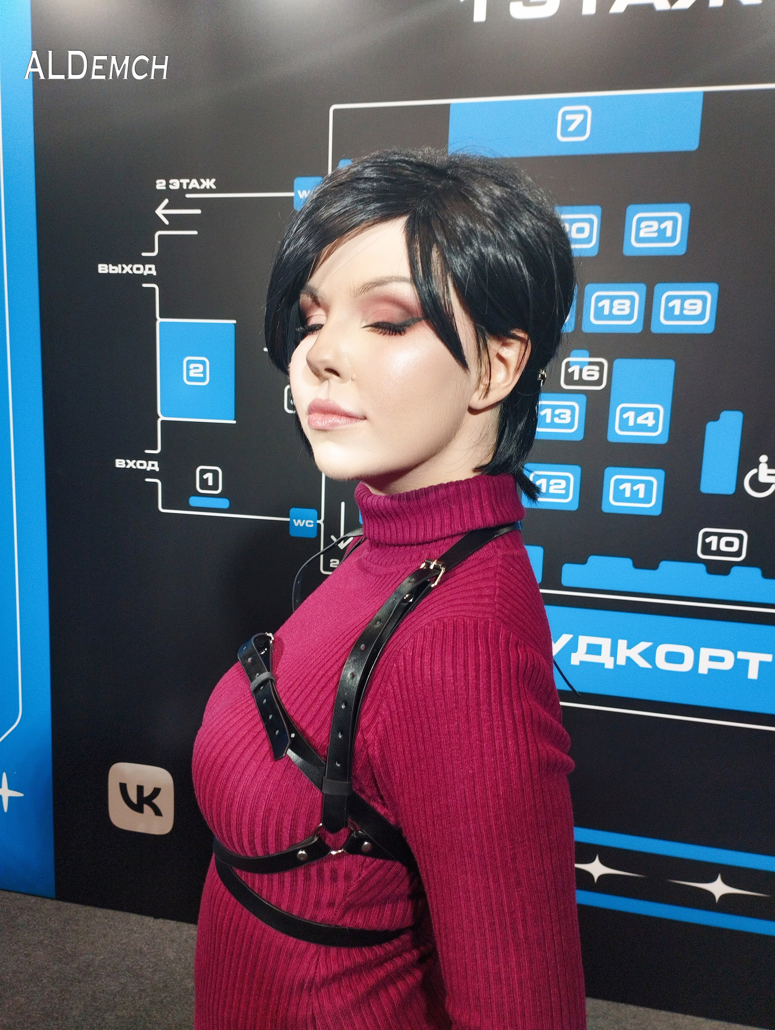 Resident Evil картинки персонажей игры и косплей фото