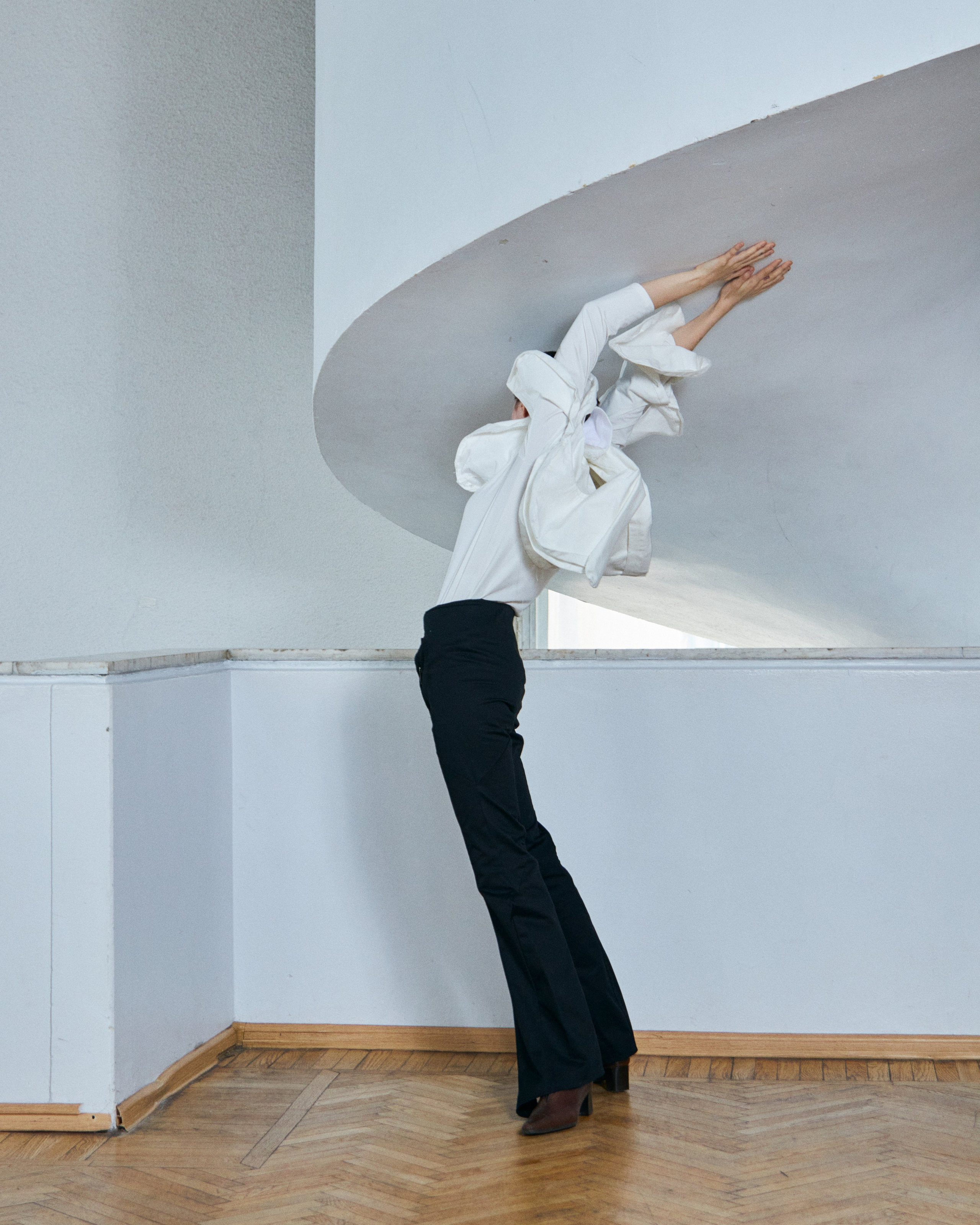 BODY LANGUAGE EXERCISES. Andrew Valmus