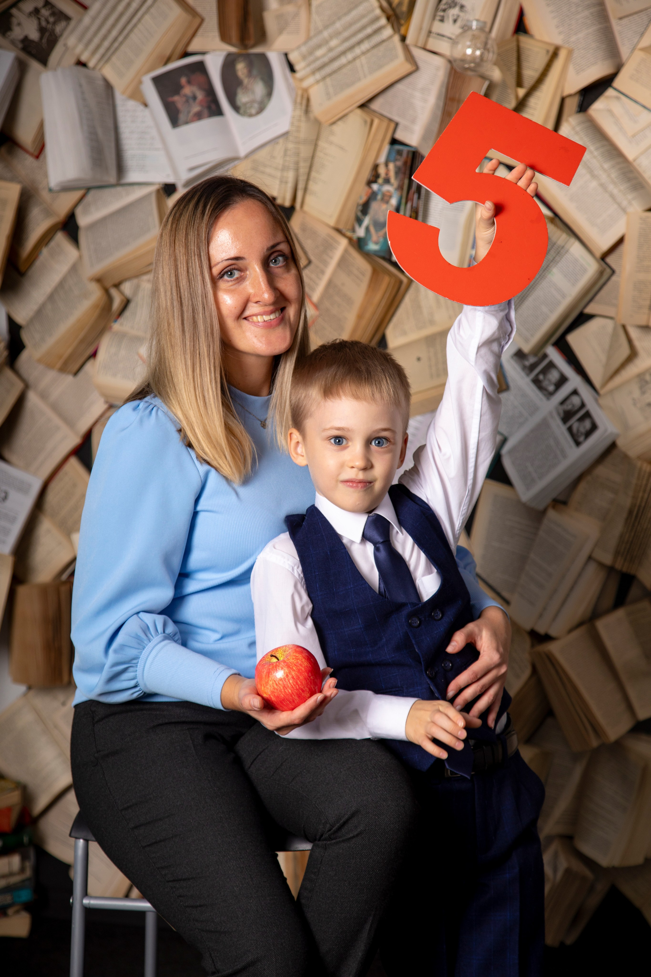 Наша фотостудия. Выпускные альбомы в Красноярске. Студия Колибри