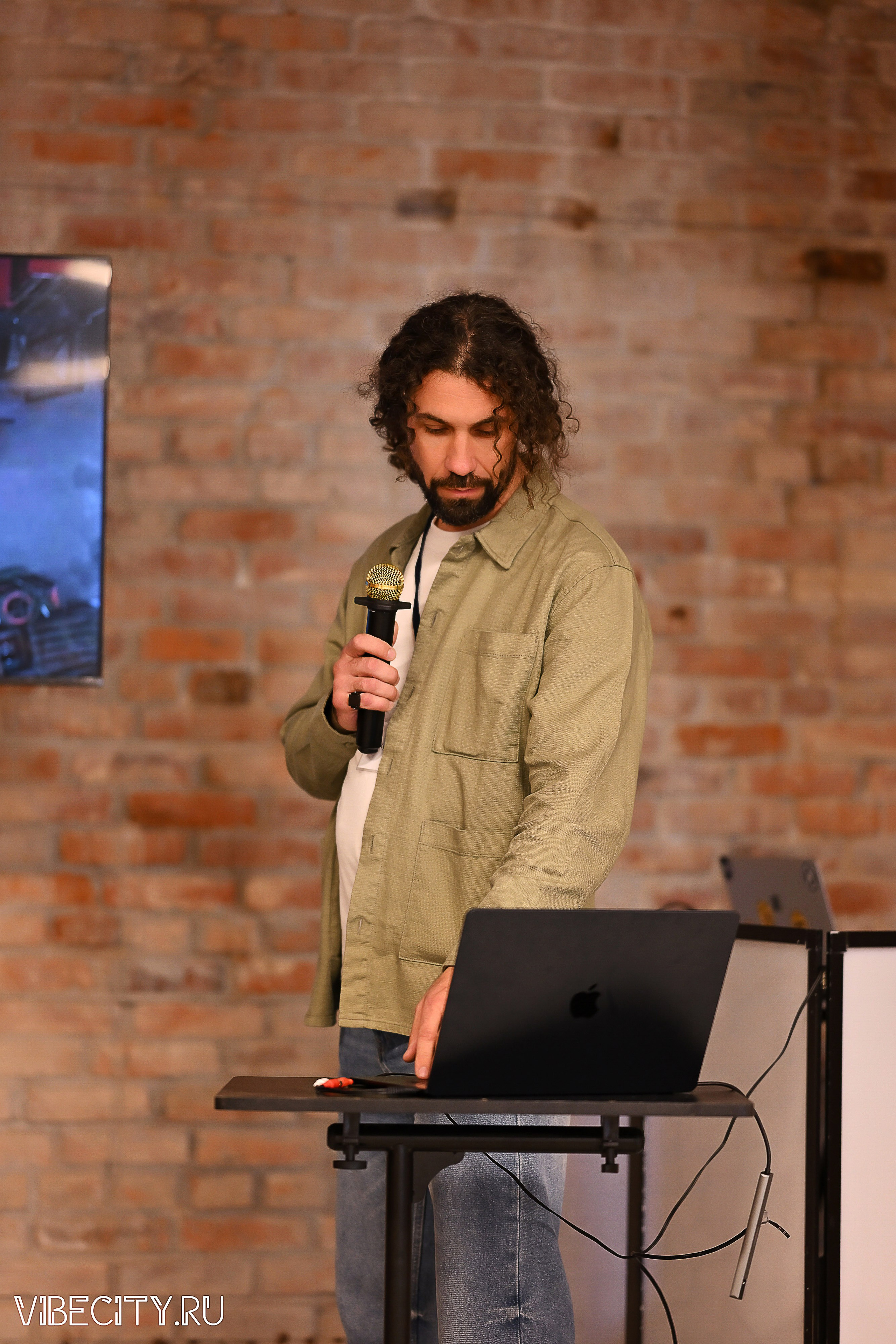 ДИЗАЙН-ФЕСТ КОНФЕРЕНЦИЯ. VIBECITY.RU Вайб Сити Ру Фоторепортажи Фотоотчеты Калининград