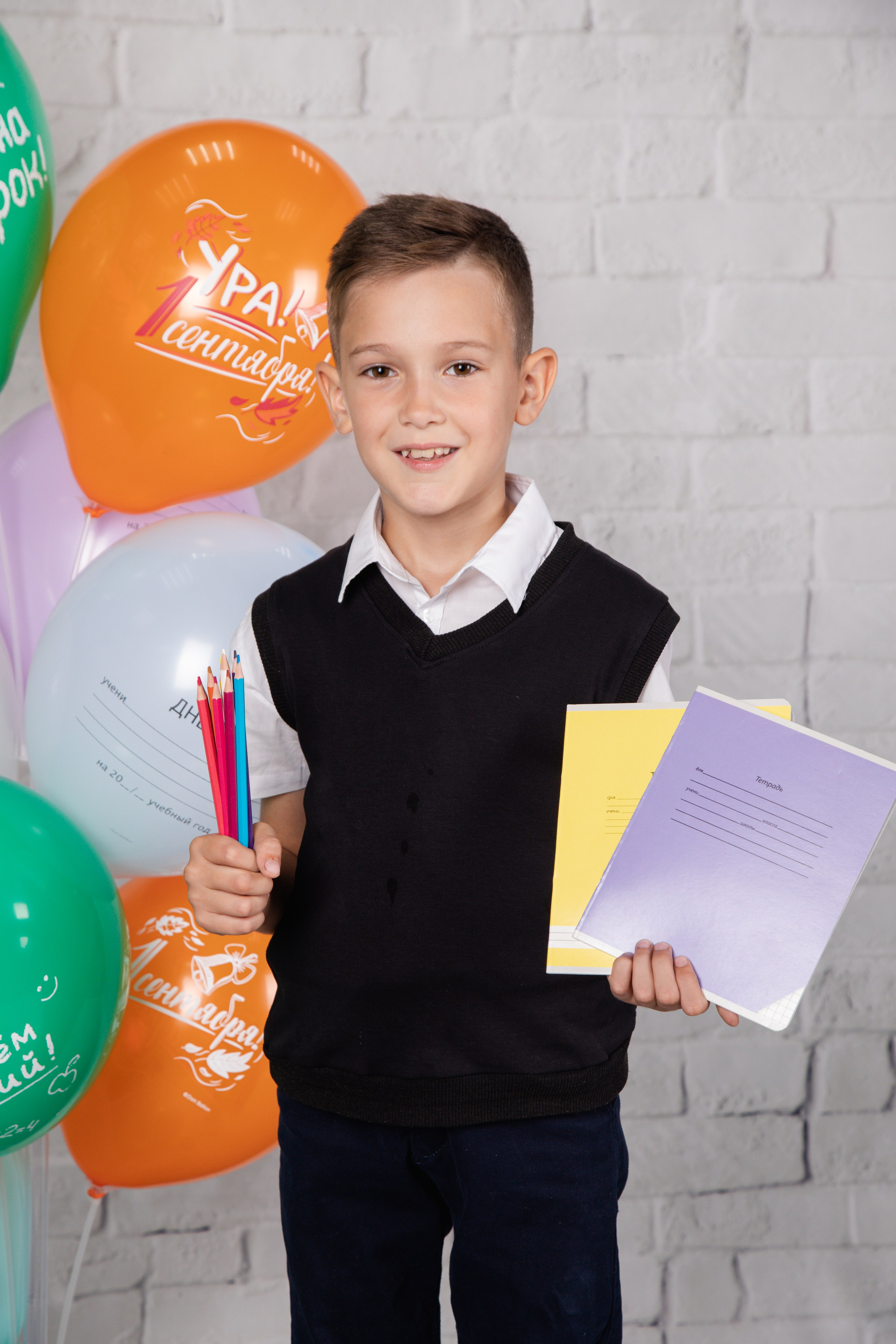 1 -4 класс. Выпускные альбомы в Красноярске. Студия Колибри