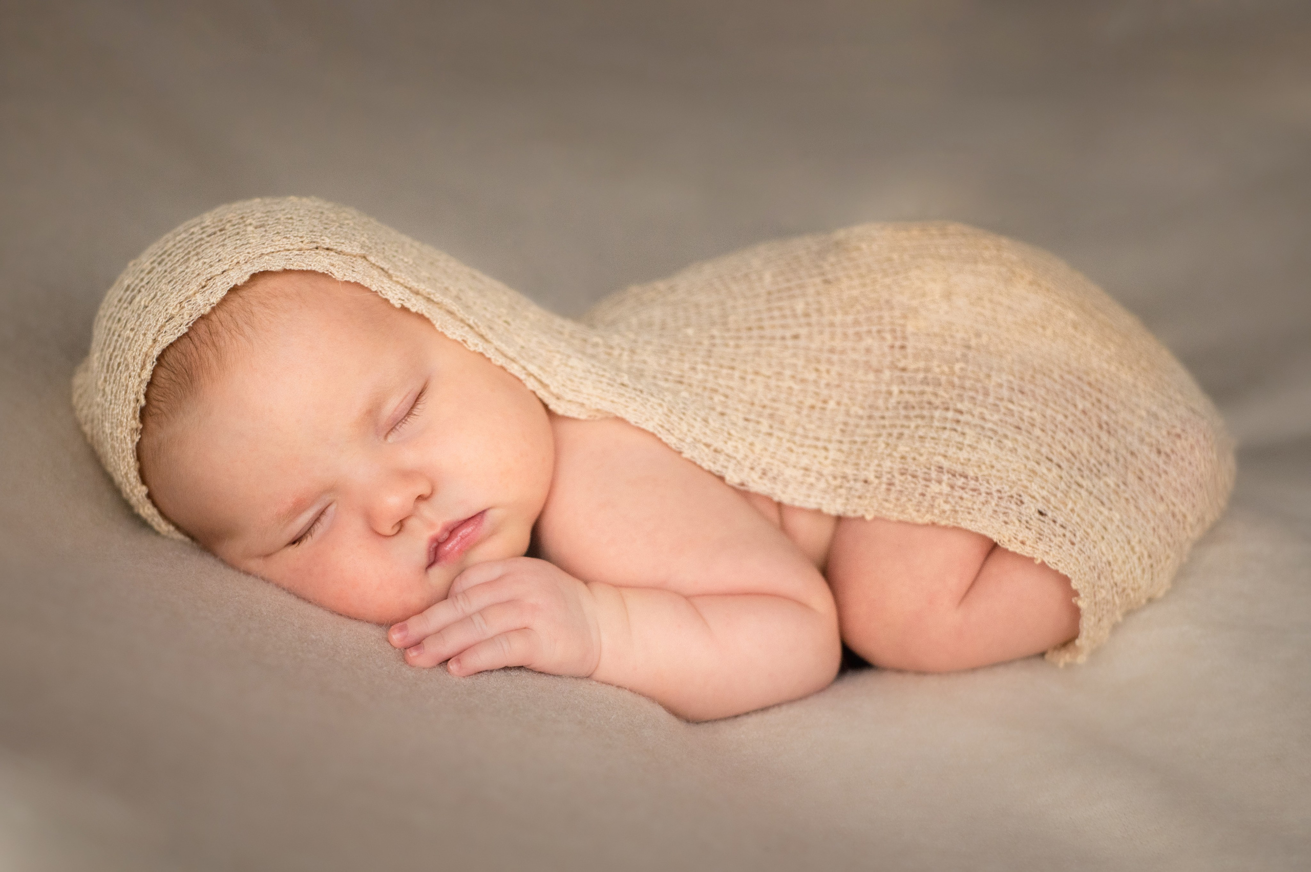 Фотограф новорожденных Анна Дырда